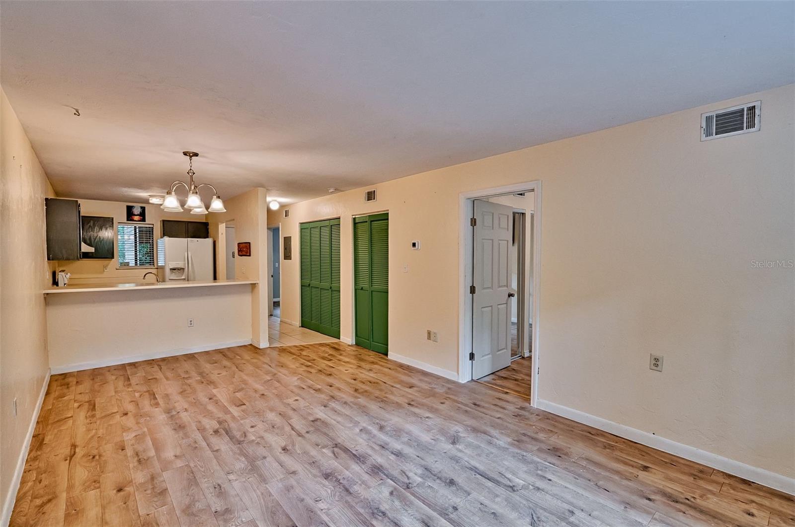 Image 4 of 20 For 89 16th Avenue P102
