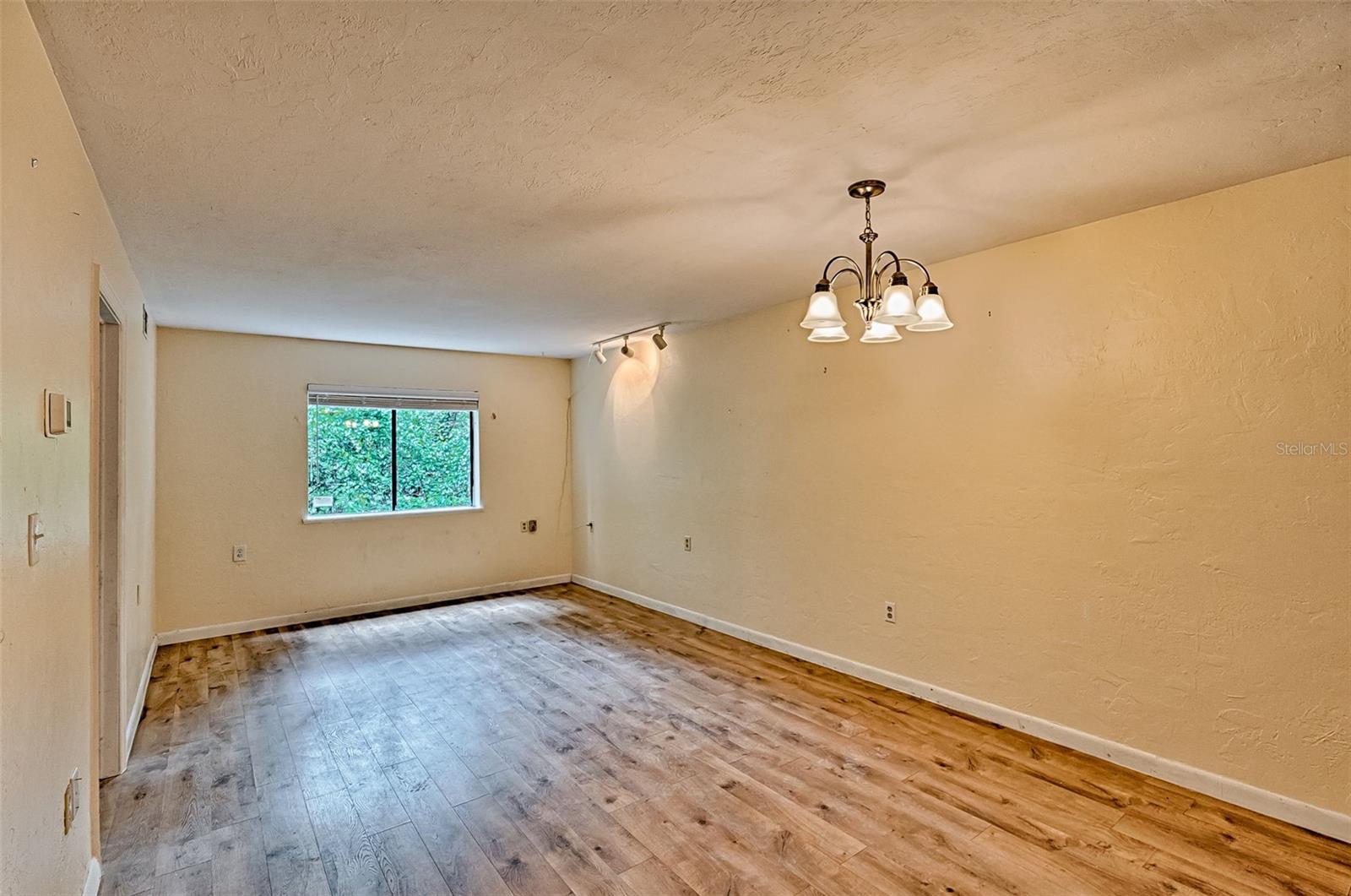 Image 5 of 20 For 89 16th Avenue P102