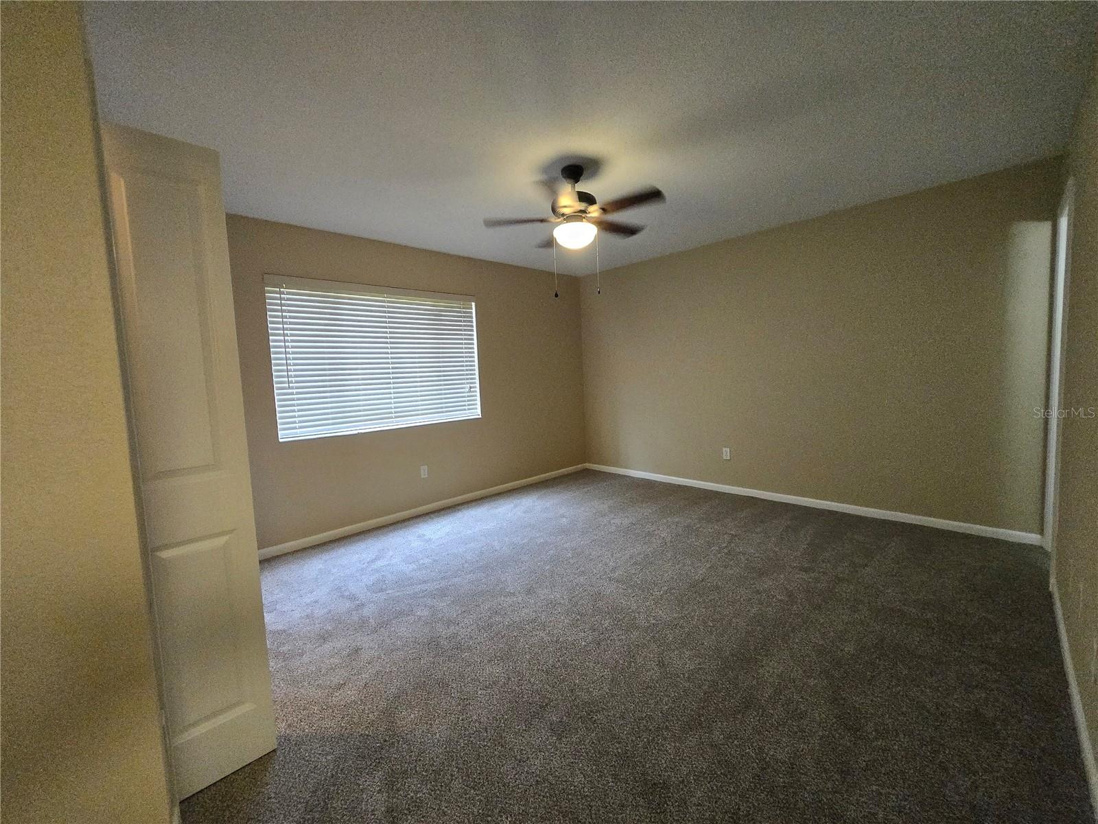 Image 16 of 29 For 507 39th Road 106