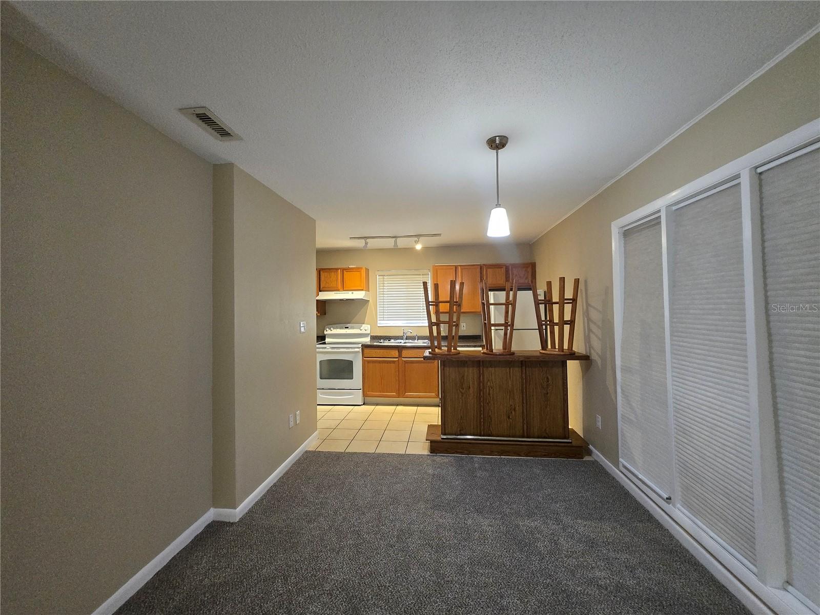 Image 9 of 29 For 507 39th Road 106
