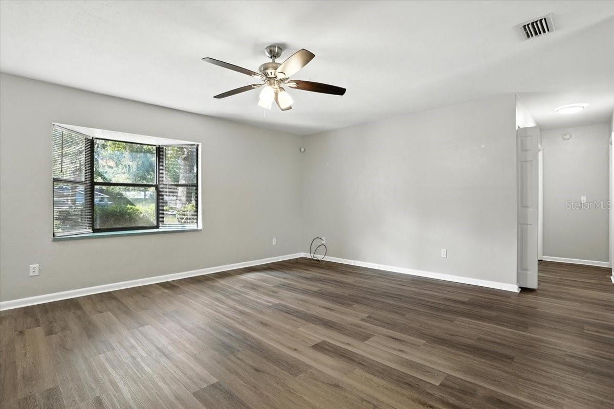 Image 11 of 26 For 2240 44th Place