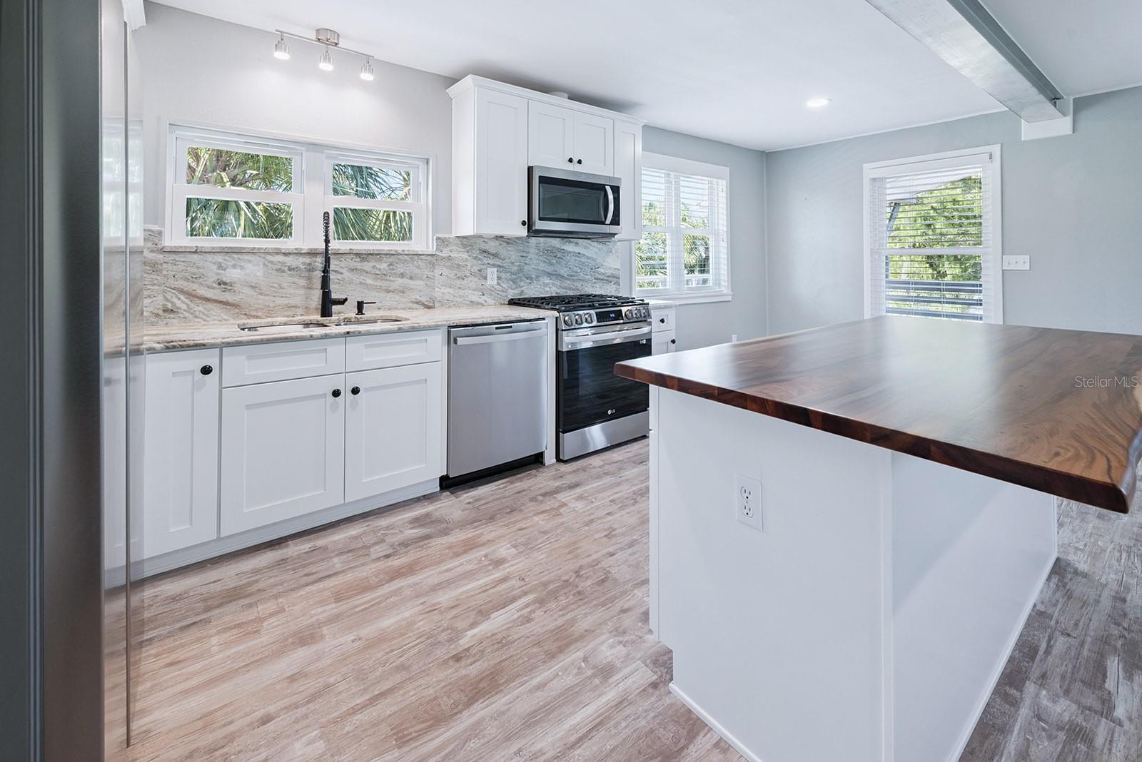 Image 41 of 58 For 12 218th Street