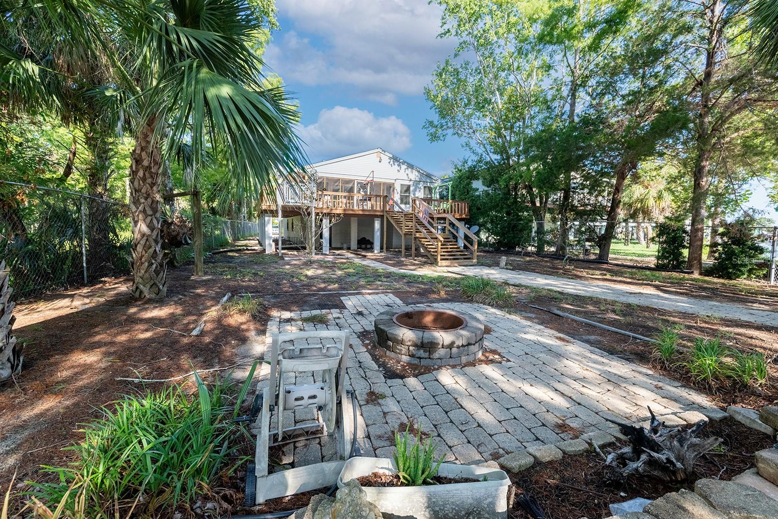 Details for 145 904 Avenue, SUWANNEE, FL 32692