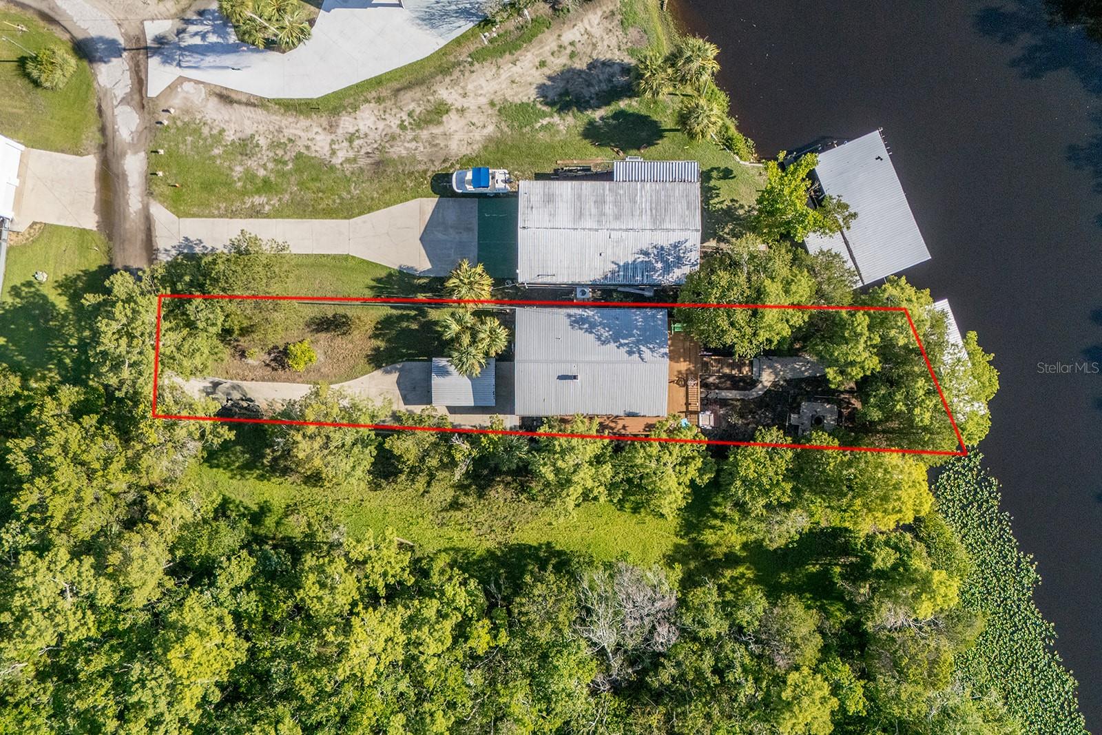 Image 21 of 50 For 145 904 Avenue