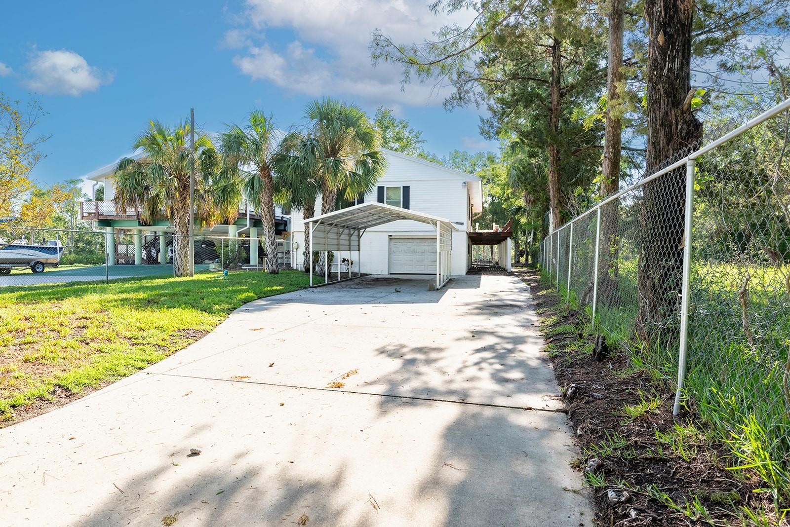 Image 3 of 50 For 145 904 Avenue