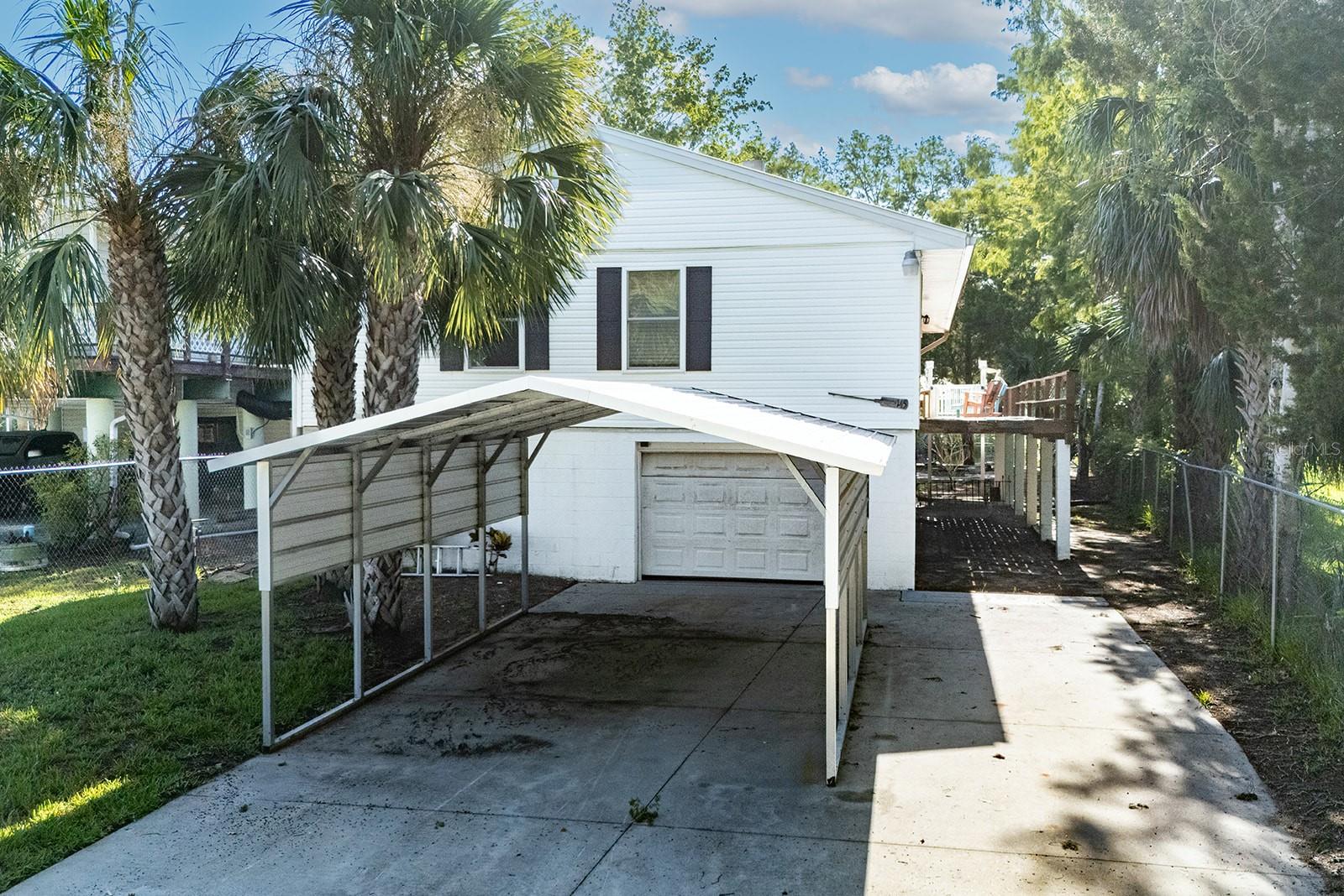 Image 4 of 50 For 145 904 Avenue