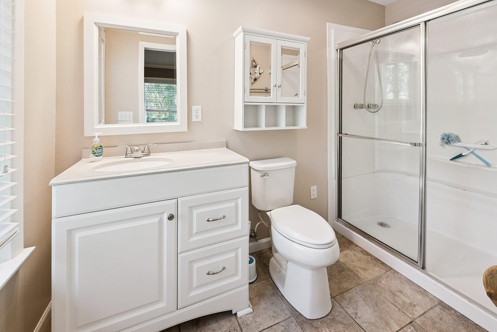 Image 41 of 50 For 145 904 Avenue