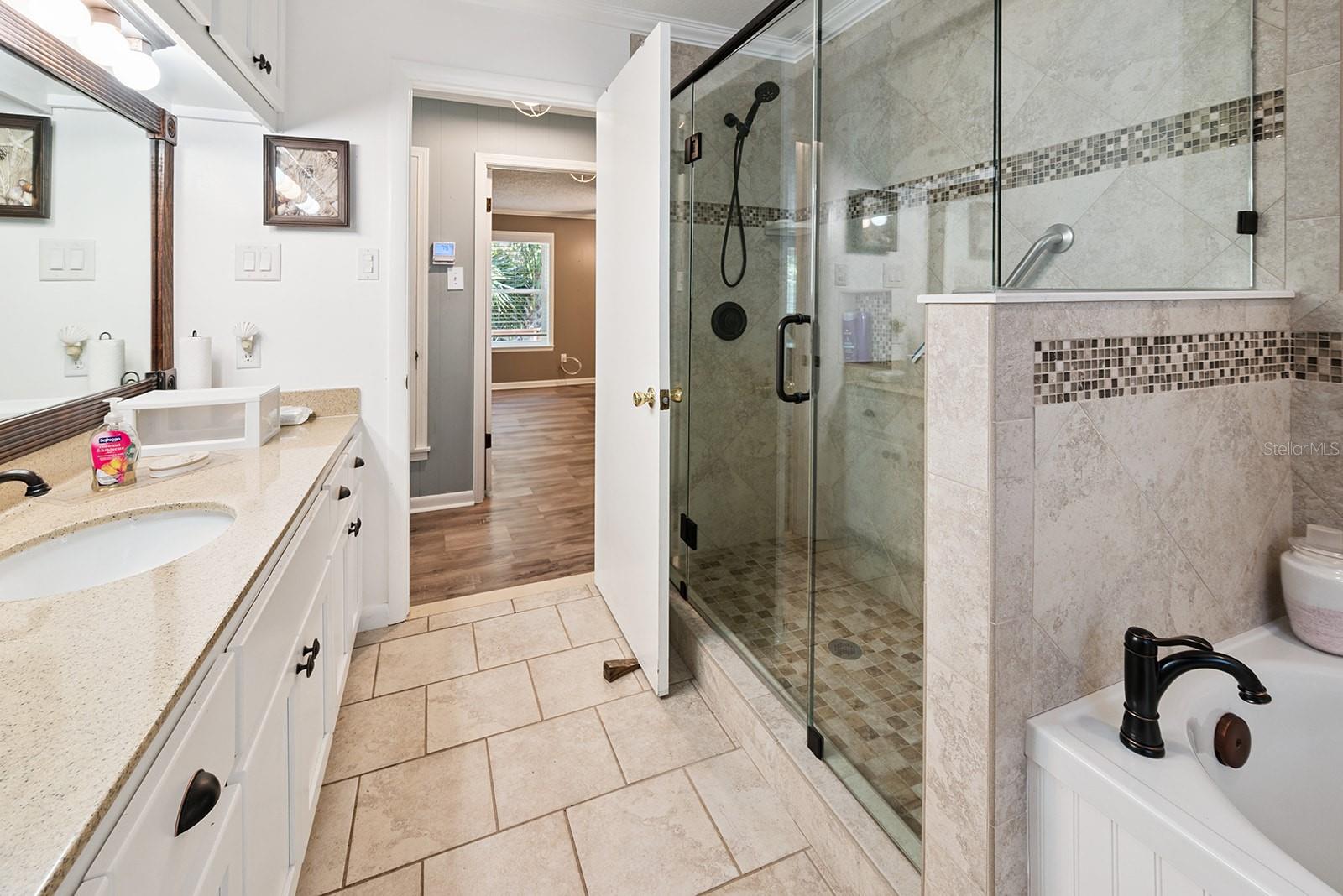 Image 46 of 50 For 145 904 Avenue