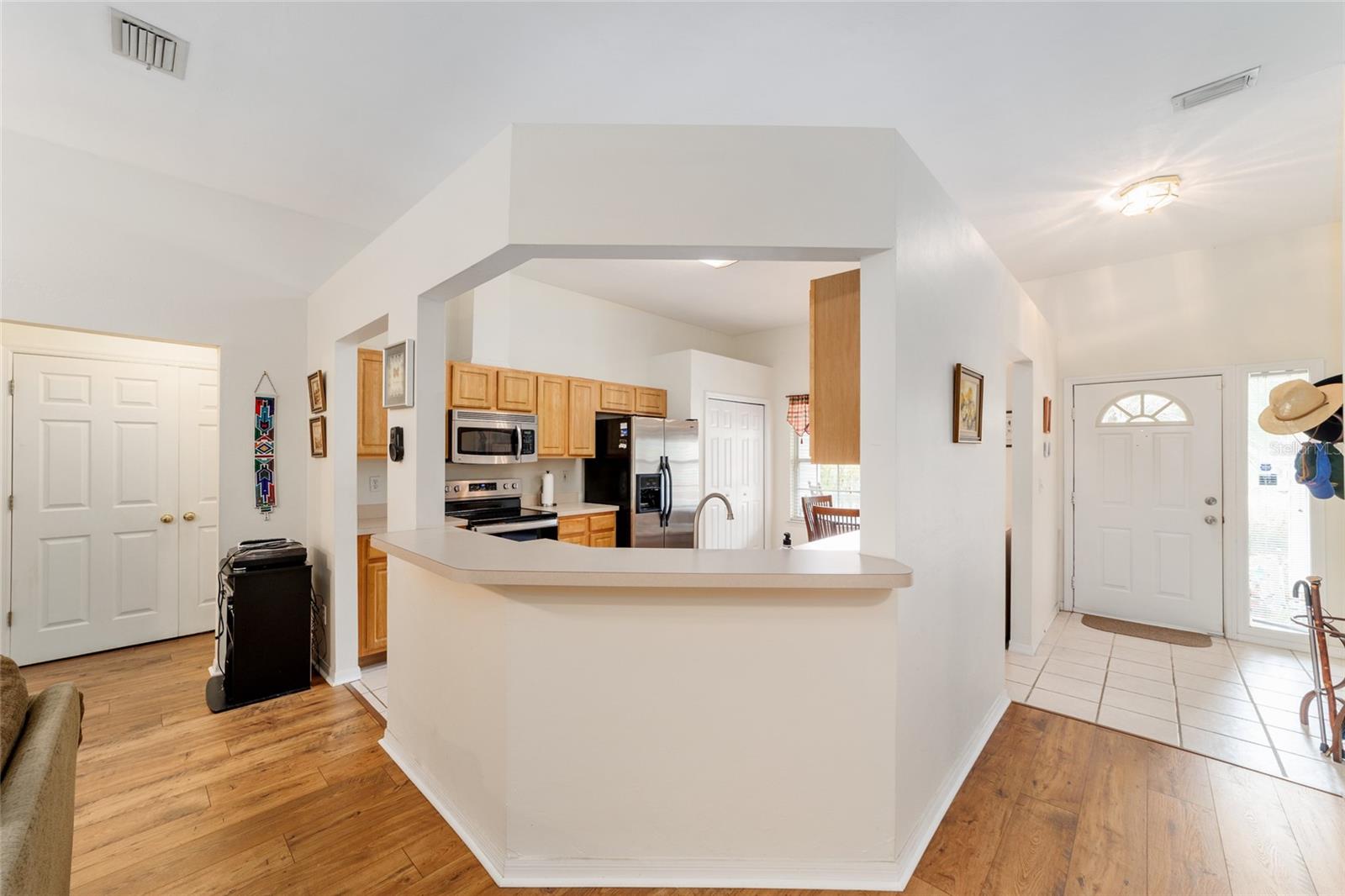Image 10 of 59 For 1602 117 Terrace