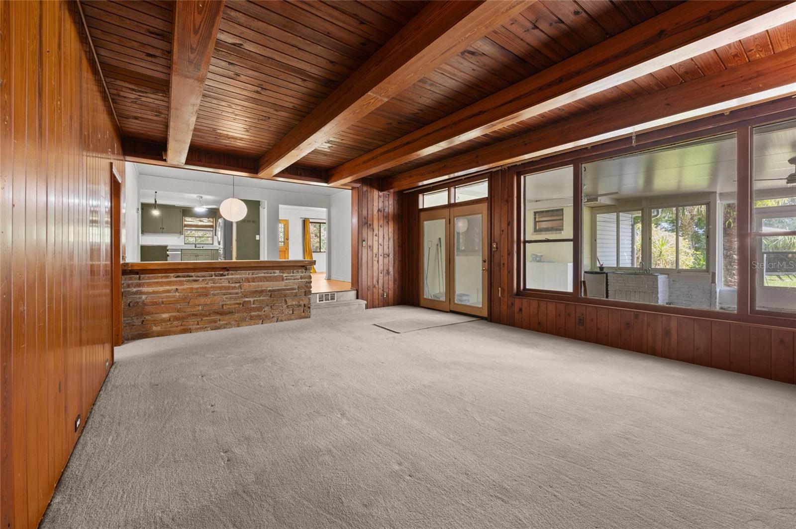 Image 11 of 27 For 2225 6th Terrace