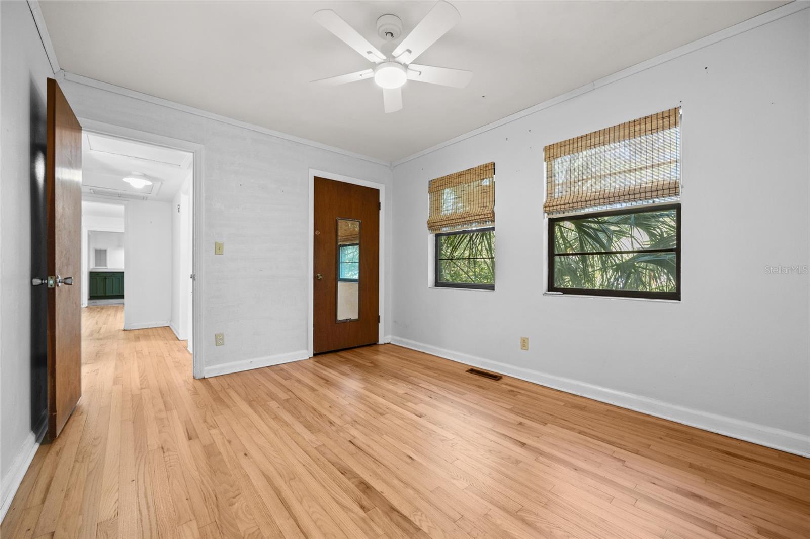 Image 16 of 27 For 2225 6th Terrace