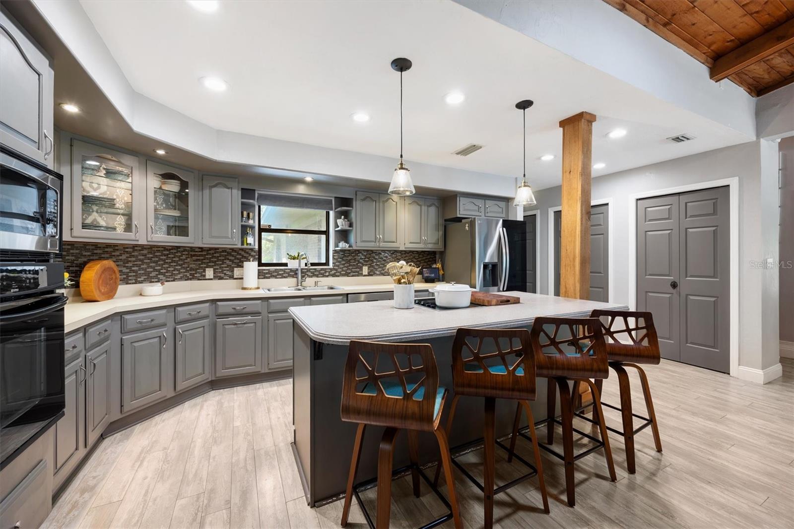 Image 7 of 29 For 8321 23rd Place