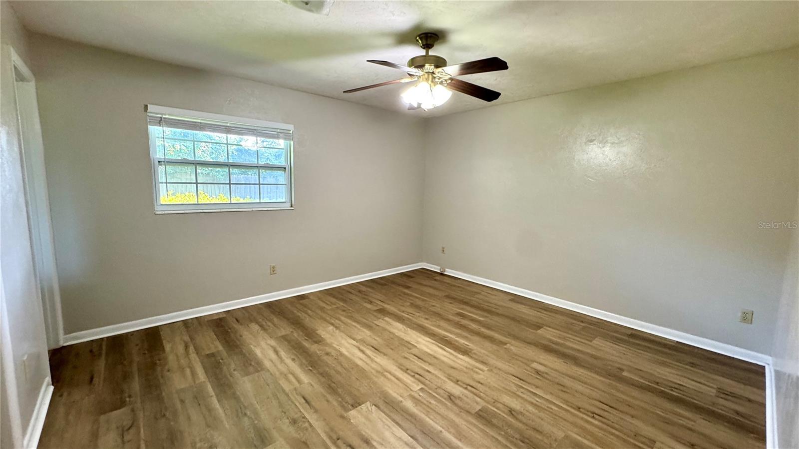 Image 11 of 13 For 4829 40th Terrace