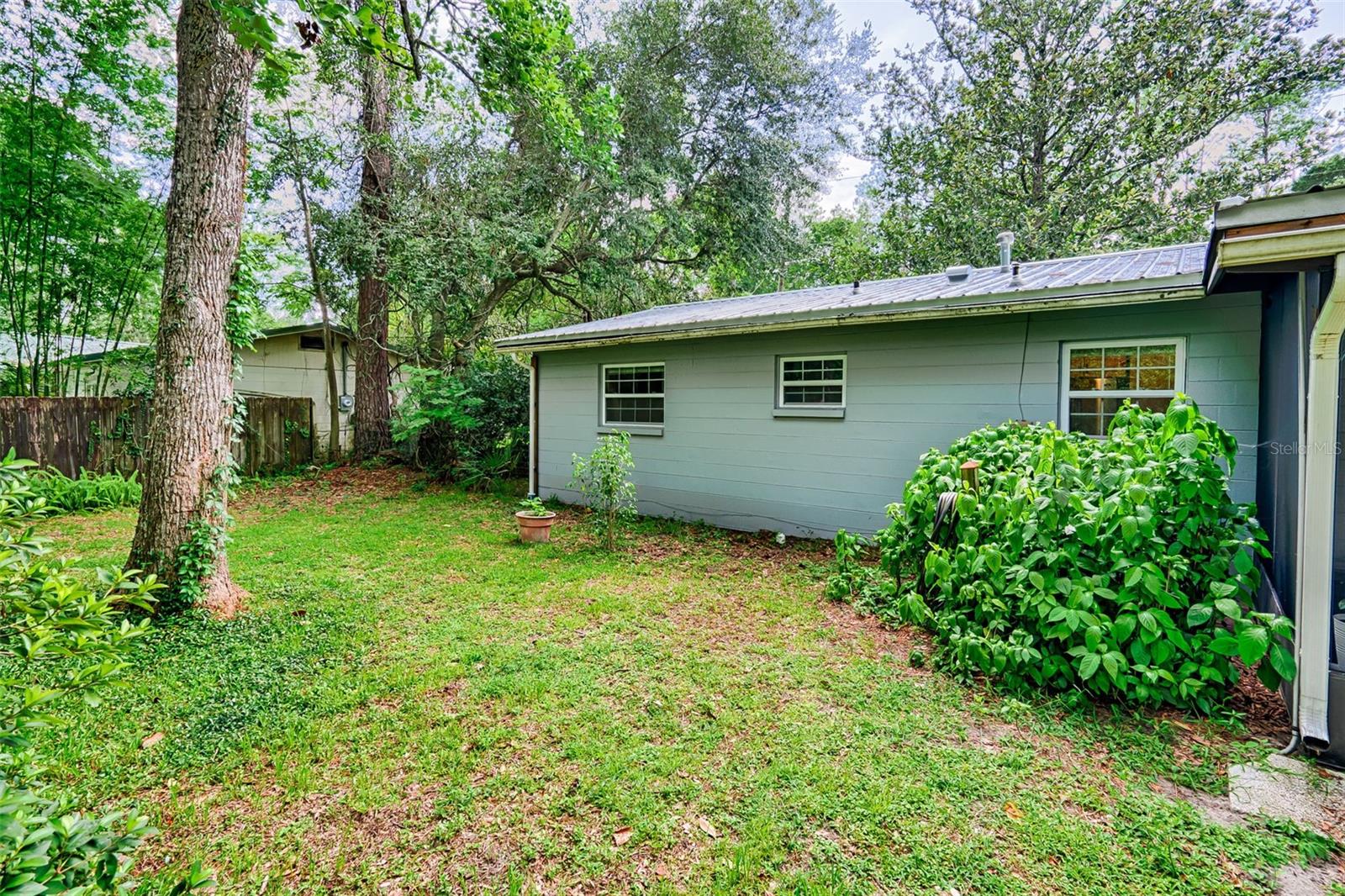 Image 20 of 30 For 4611 30th Terrace