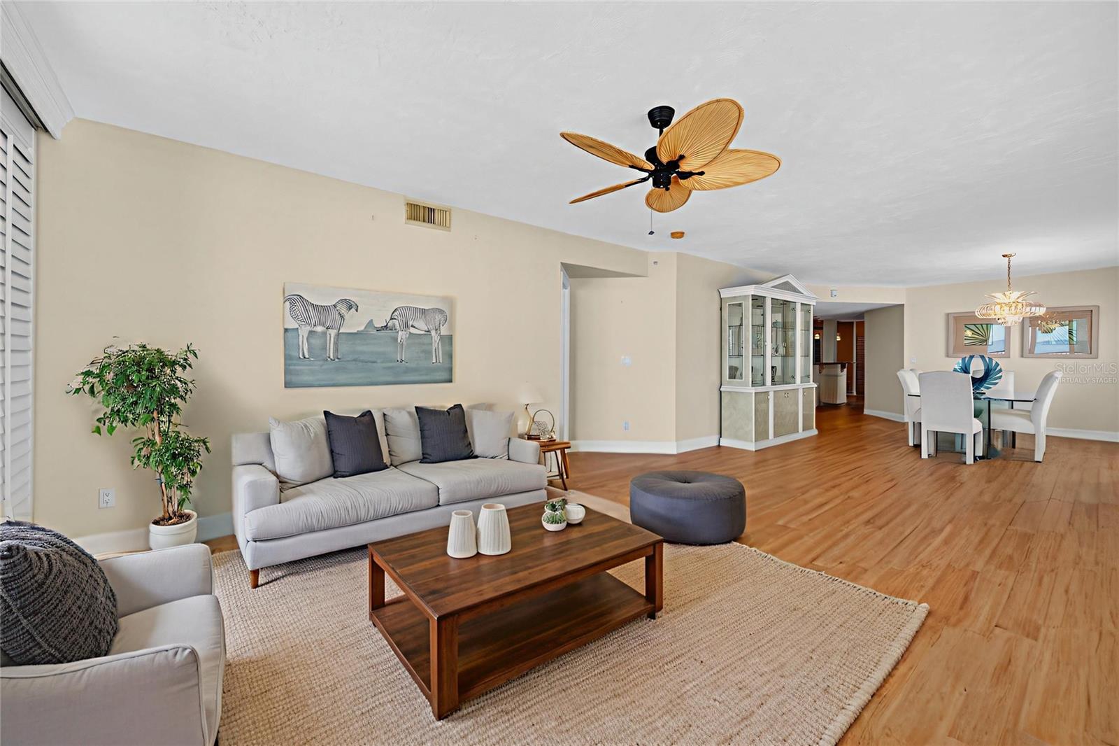 Image 3 of 38 For 4555 S Atlantic Avenue 4603