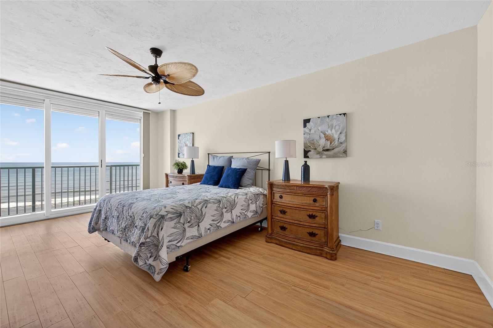 Image 5 of 38 For 4555 S Atlantic Avenue 4603