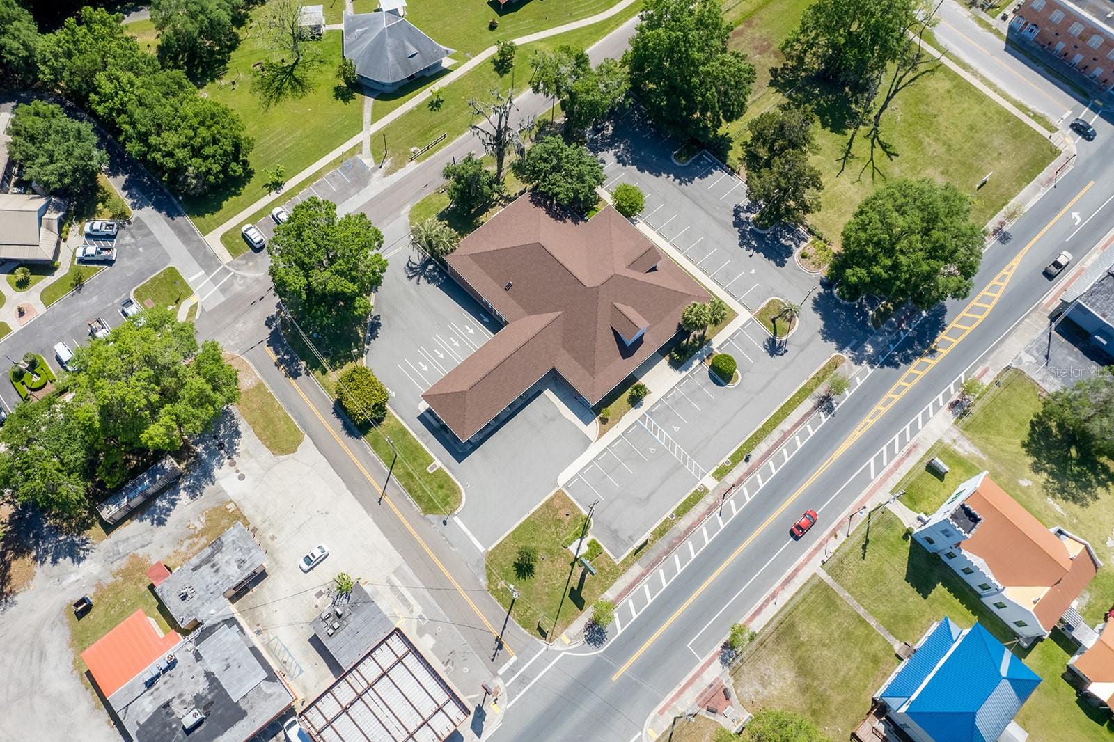 Image 16 of 71 For 300 Main Street