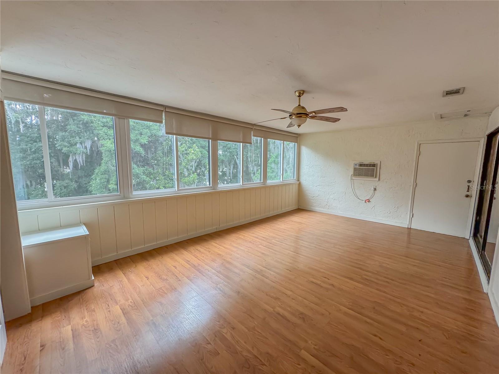 Image 10 of 26 For 2710 14th Drive