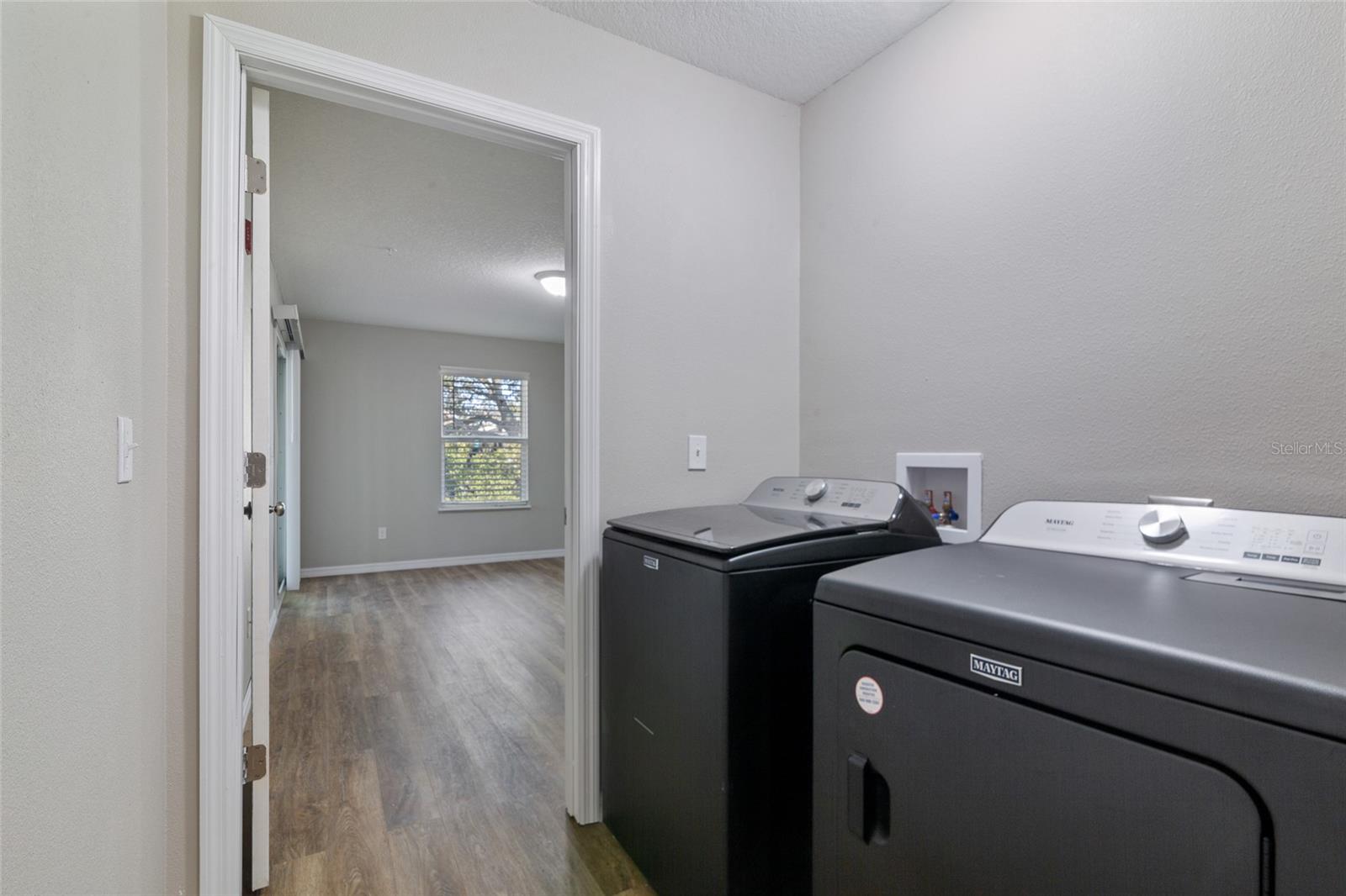 Image 13 of 16 For 6519 Newberry Road 409