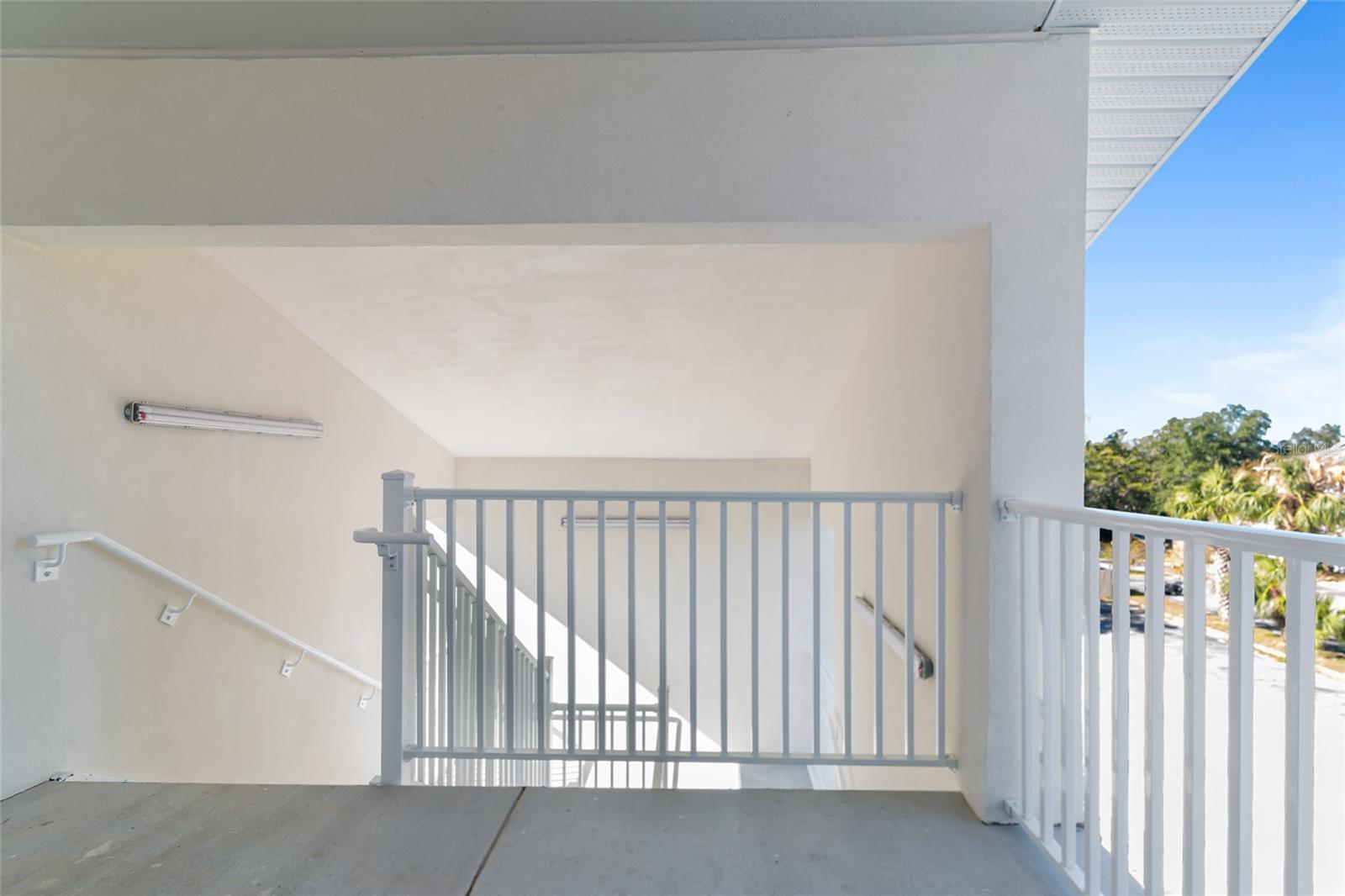 Image 3 of 16 For 6519 Newberry Road 409