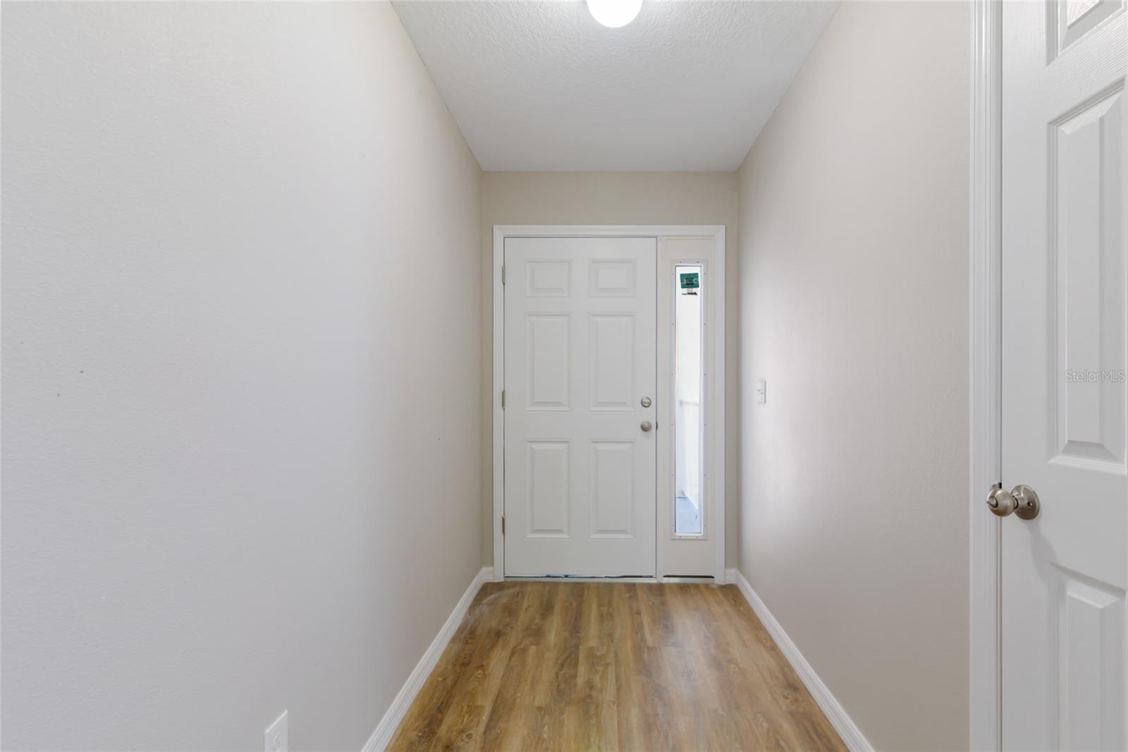 Image 4 of 16 For 6519 Newberry Road 409