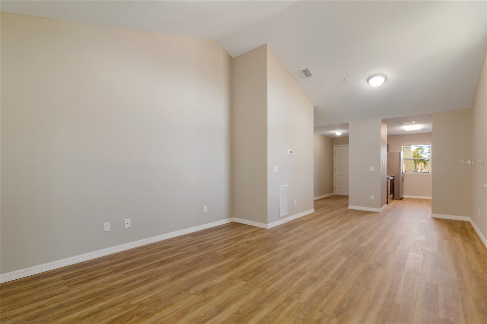 Image 5 of 16 For 6519 Newberry Road 409