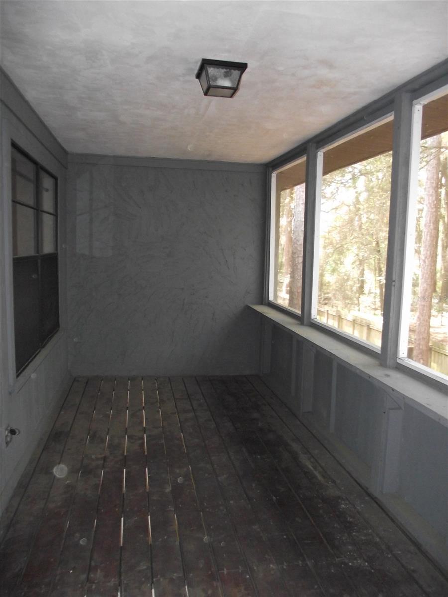 Image 17 of 20 For 2164 70th Terrace