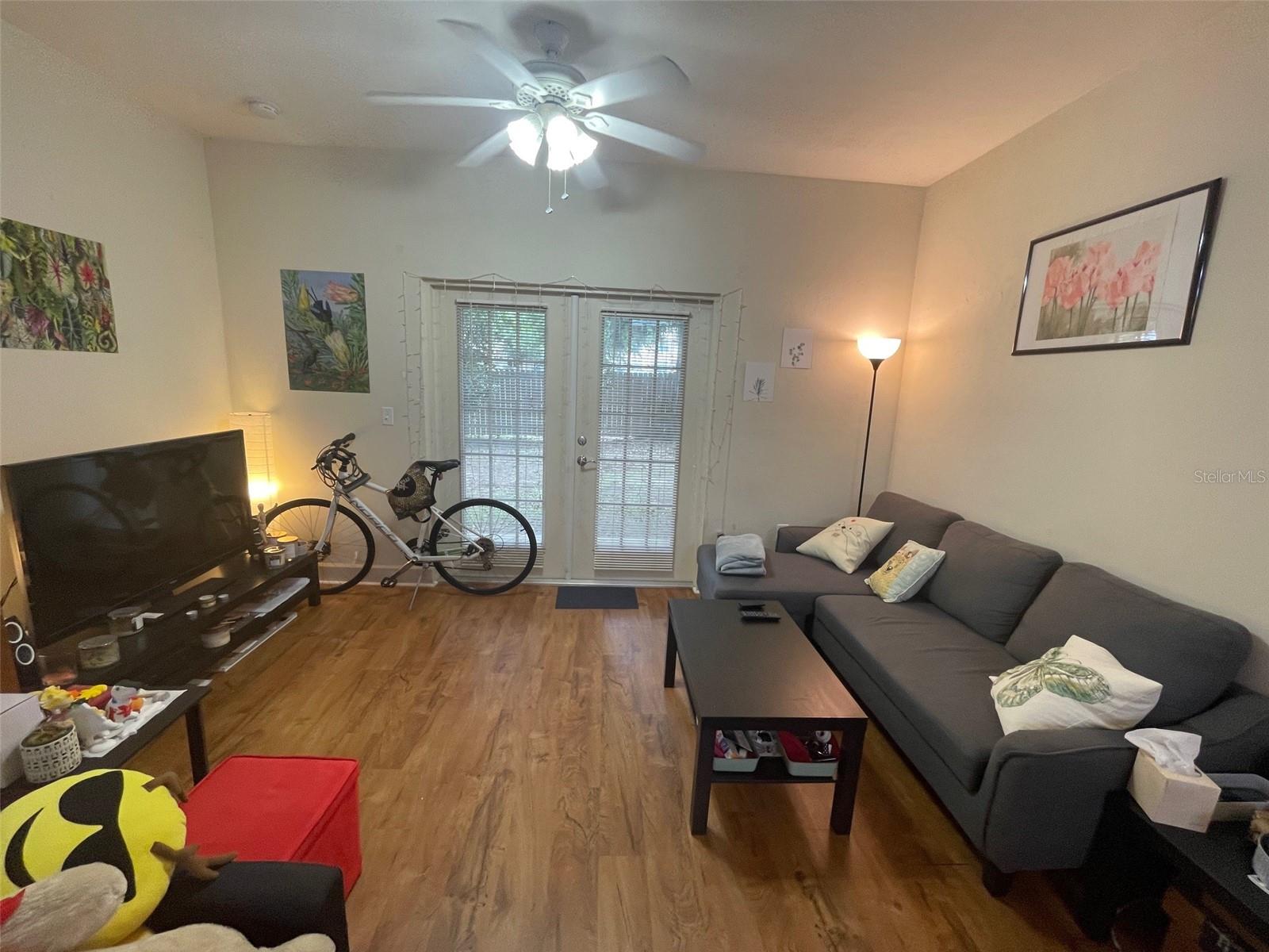 Image 5 of 15 For 2945 35th Place 132