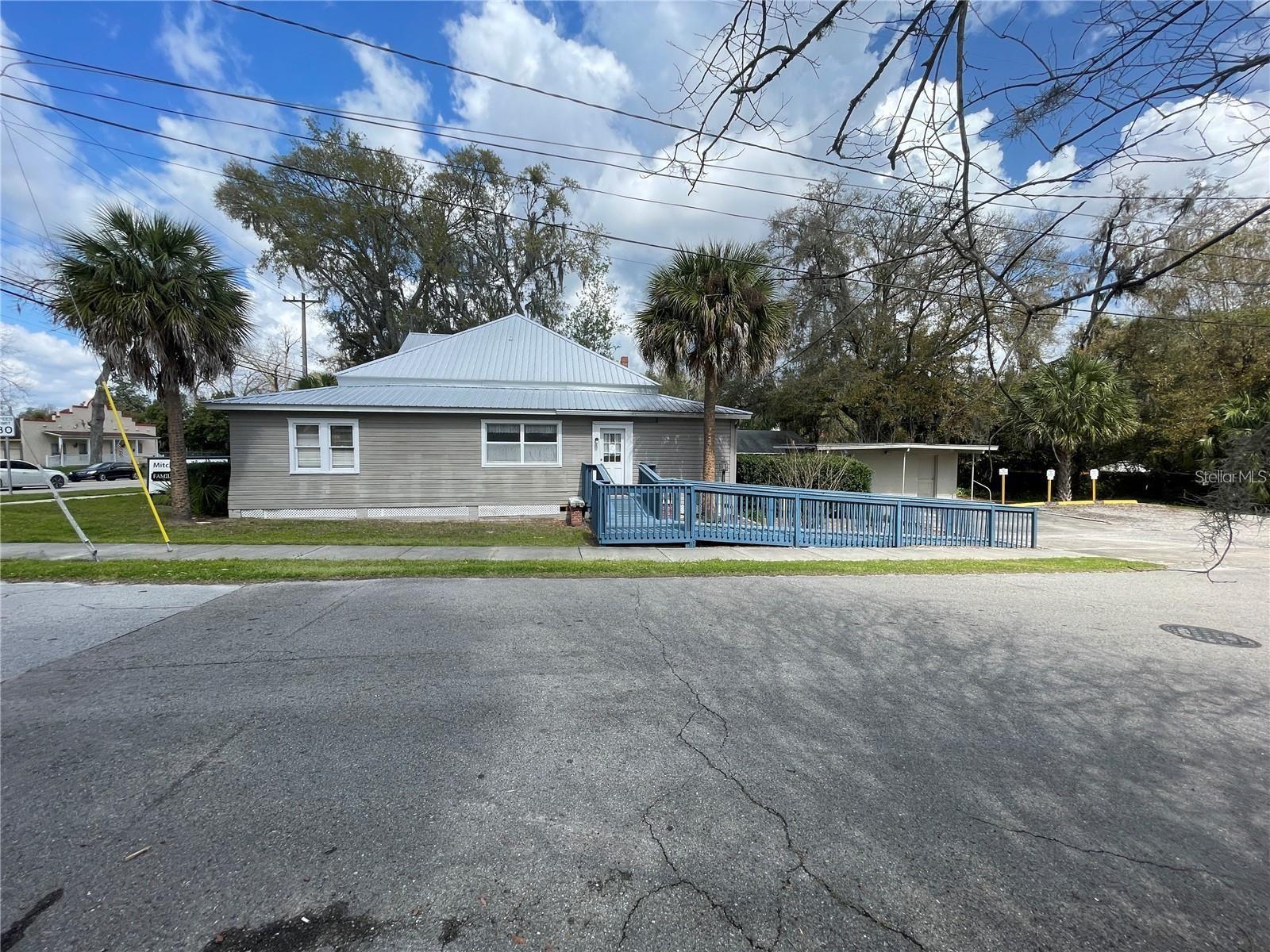 Image 3 of 16 For 14819 140 Street