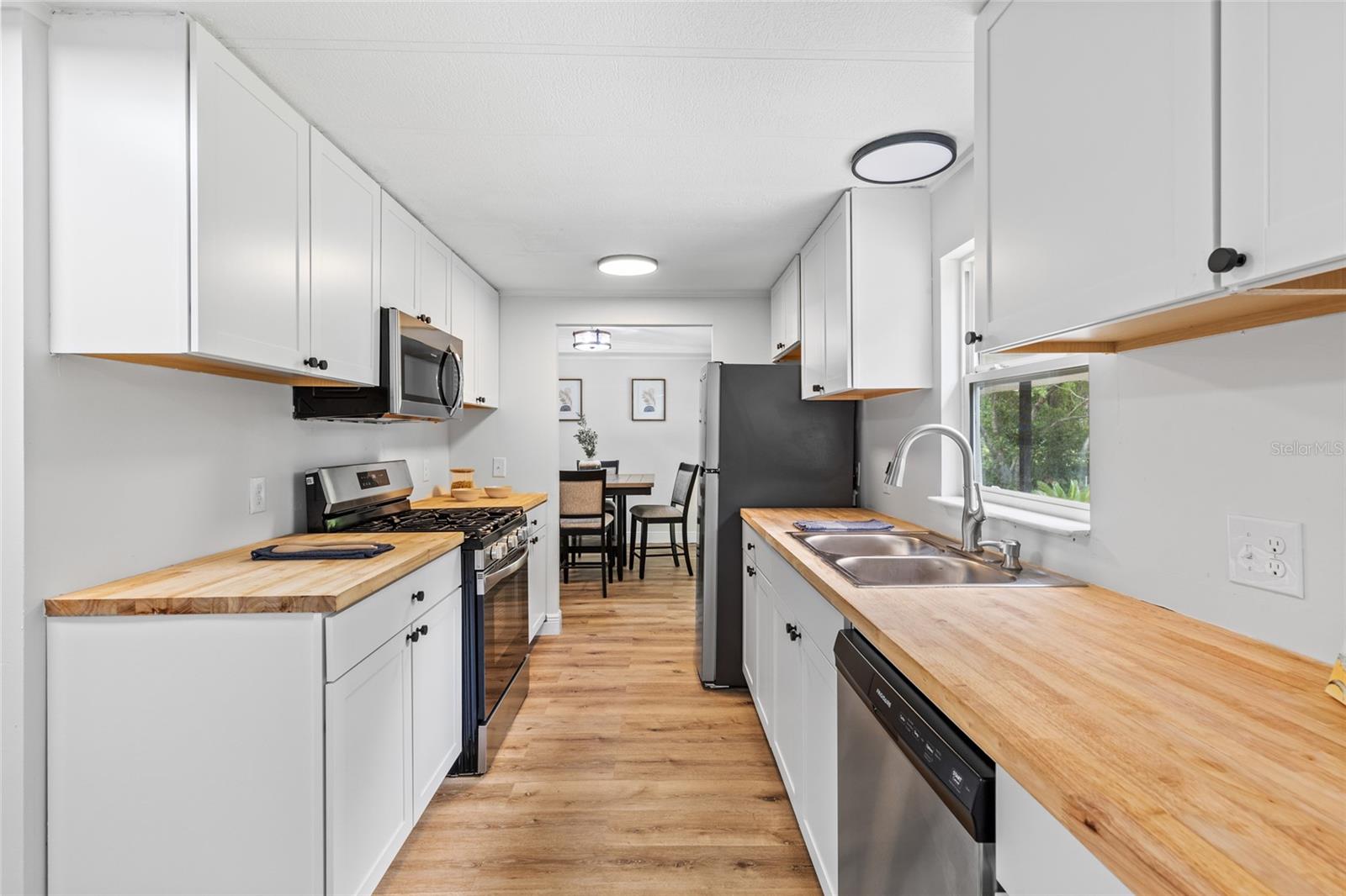 Image 8 of 41 For 14109 180th Street