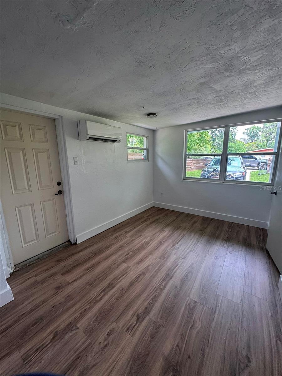 Image 11 of 29 For 1215 21st Avenue