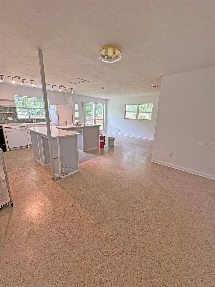 Image 6 of 29 For 1215 21st Avenue