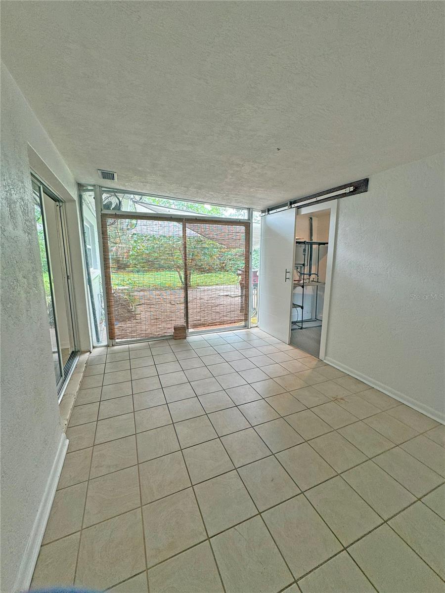 Image 7 of 29 For 1215 21st Avenue