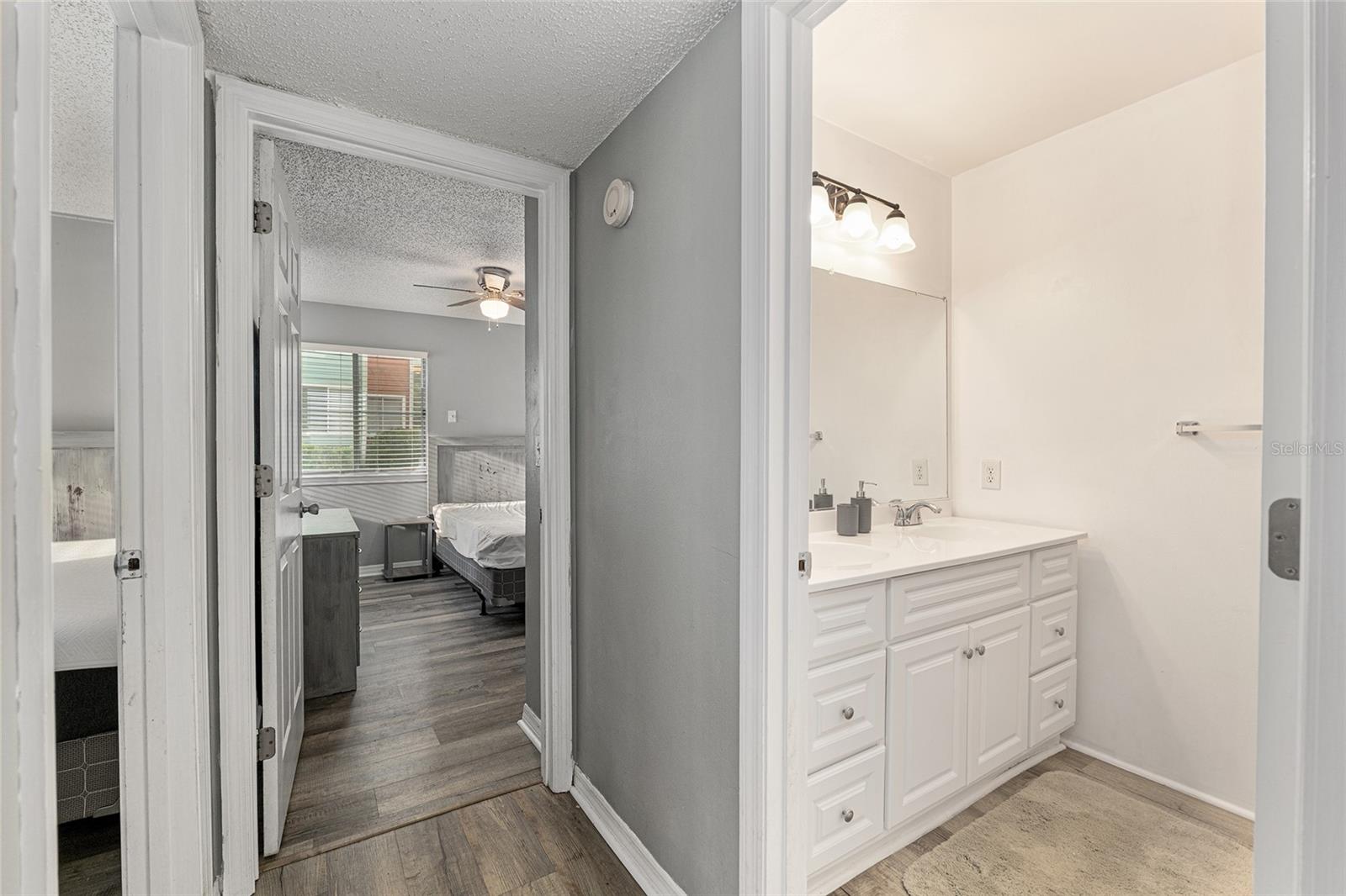 Image 10 of 25 For 2601 Archer Road G 128