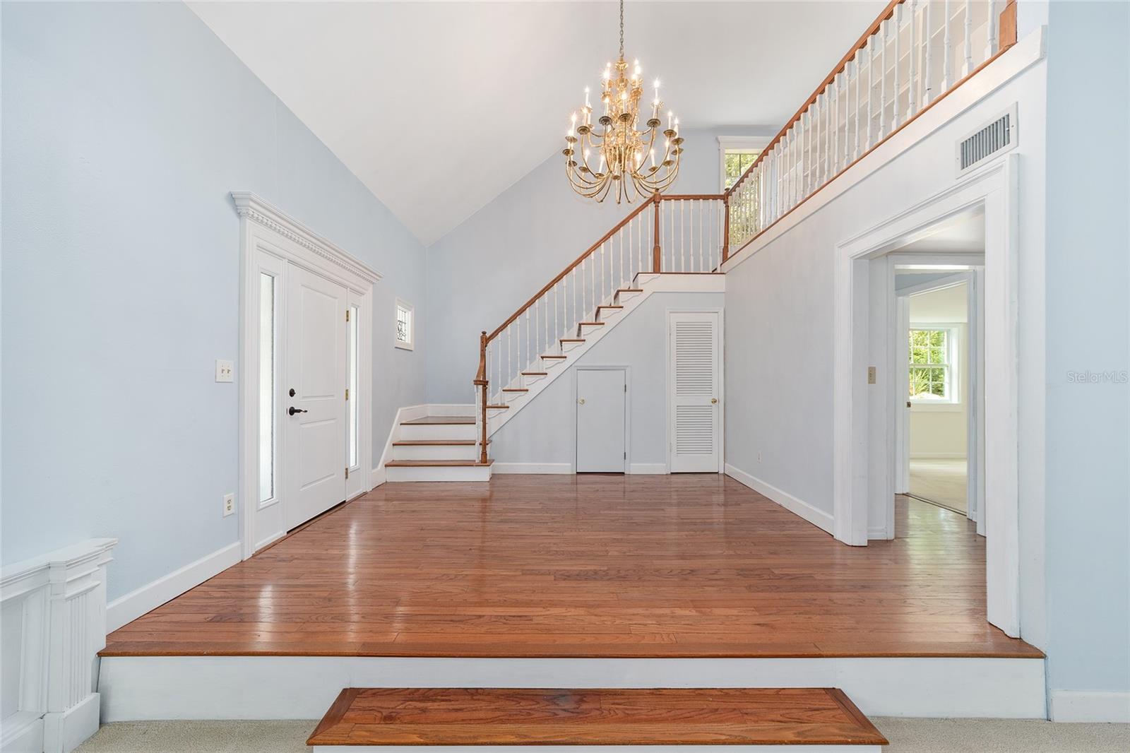 Image 7 of 46 For 928 98th Street