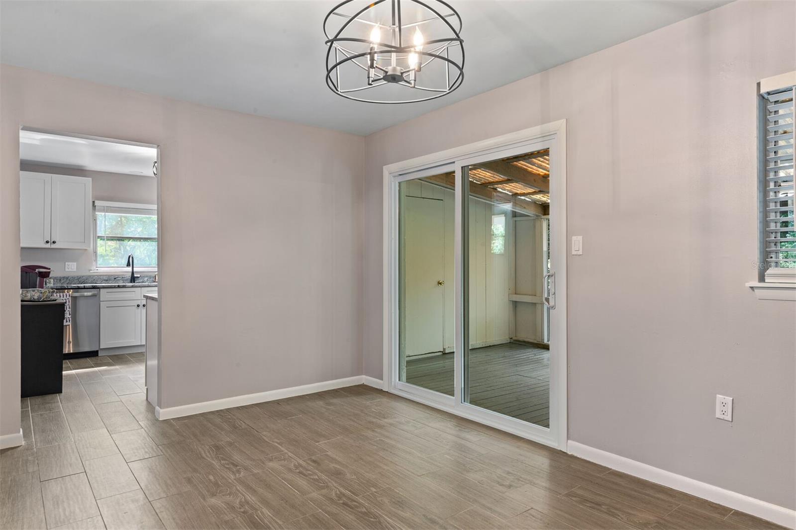 Image 7 of 27 For 4721 47th Way