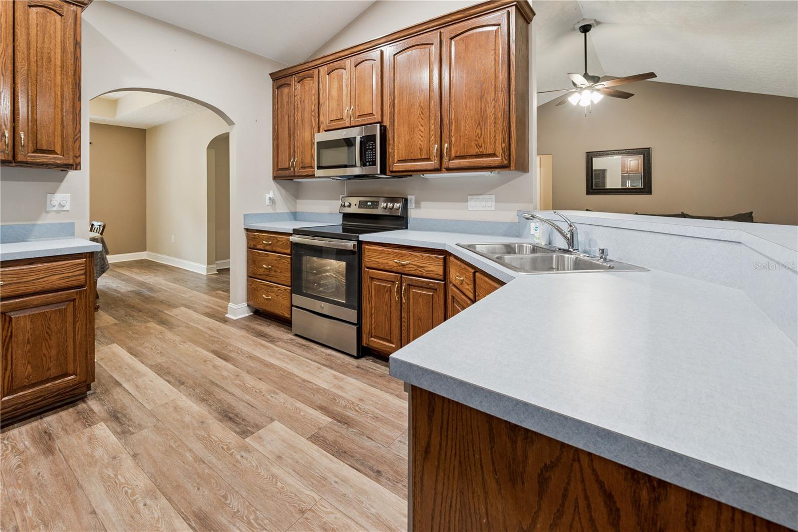 Image 14 of 49 For 9273 149th Lane