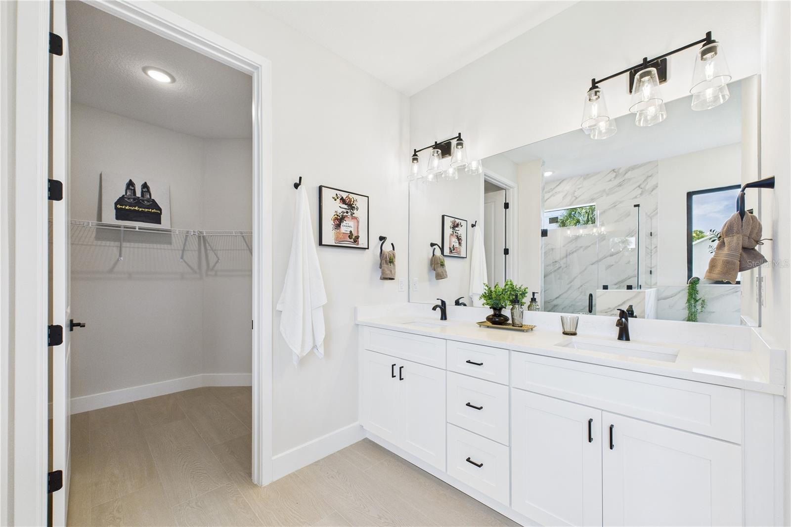 Image 21 of 54 For 797 Tejon Avenue Sw