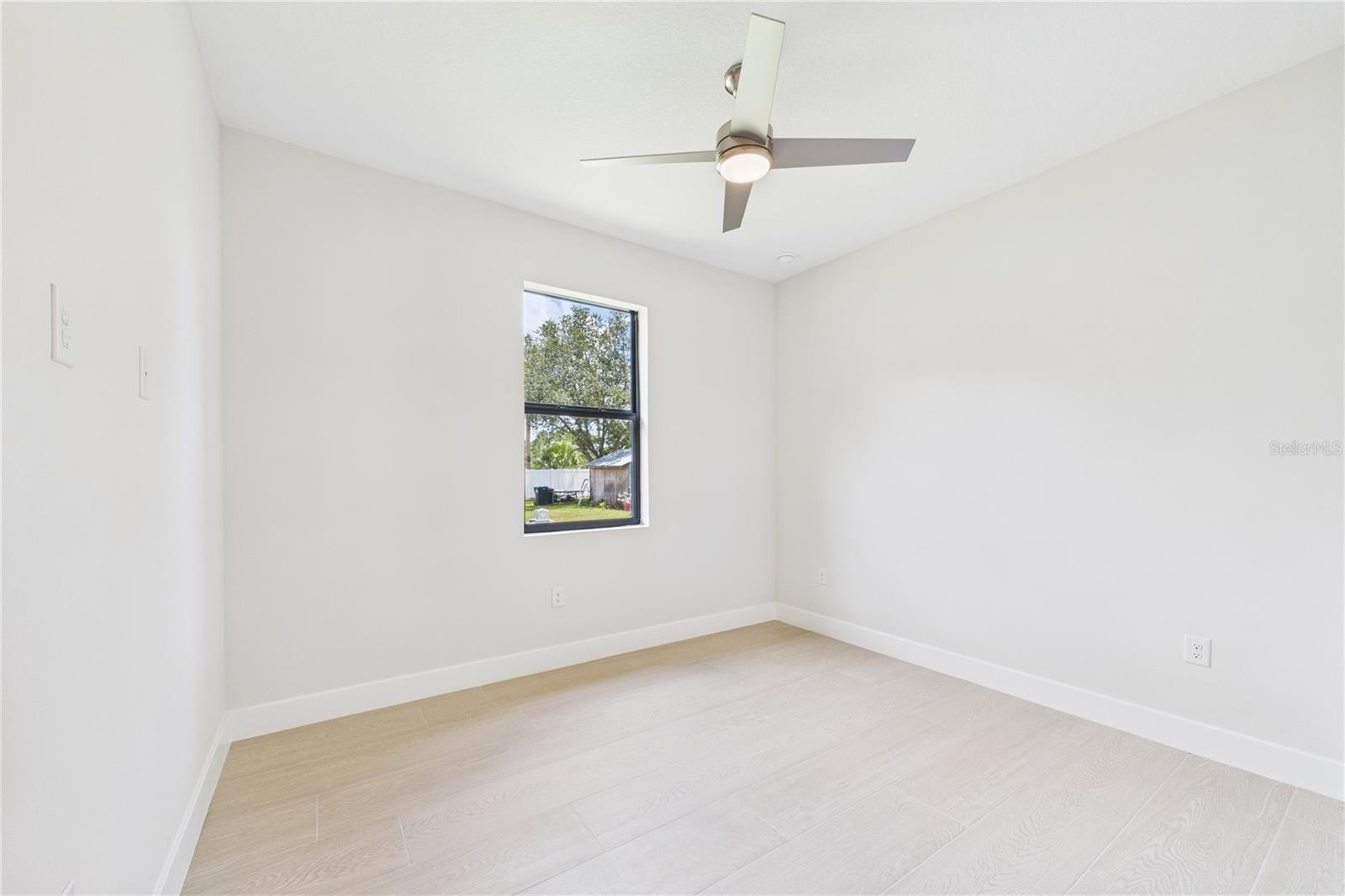 Image 33 of 54 For 797 Tejon Avenue Sw