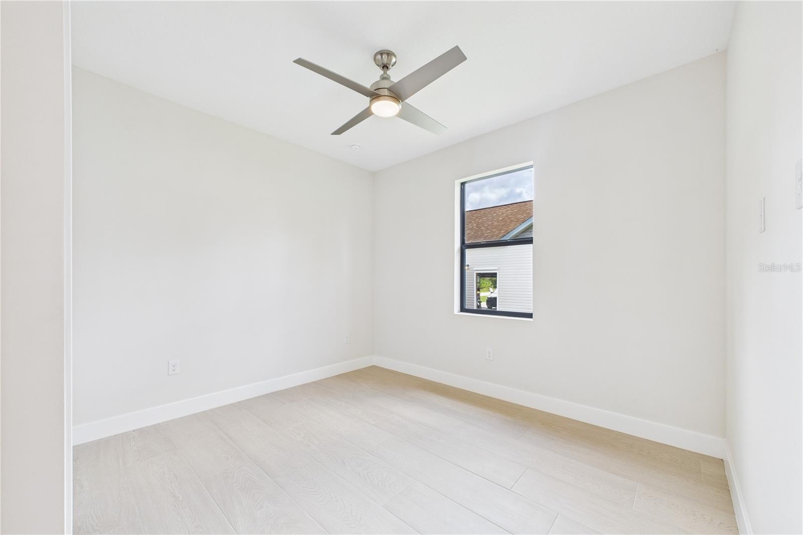 Image 37 of 54 For 797 Tejon Avenue Sw