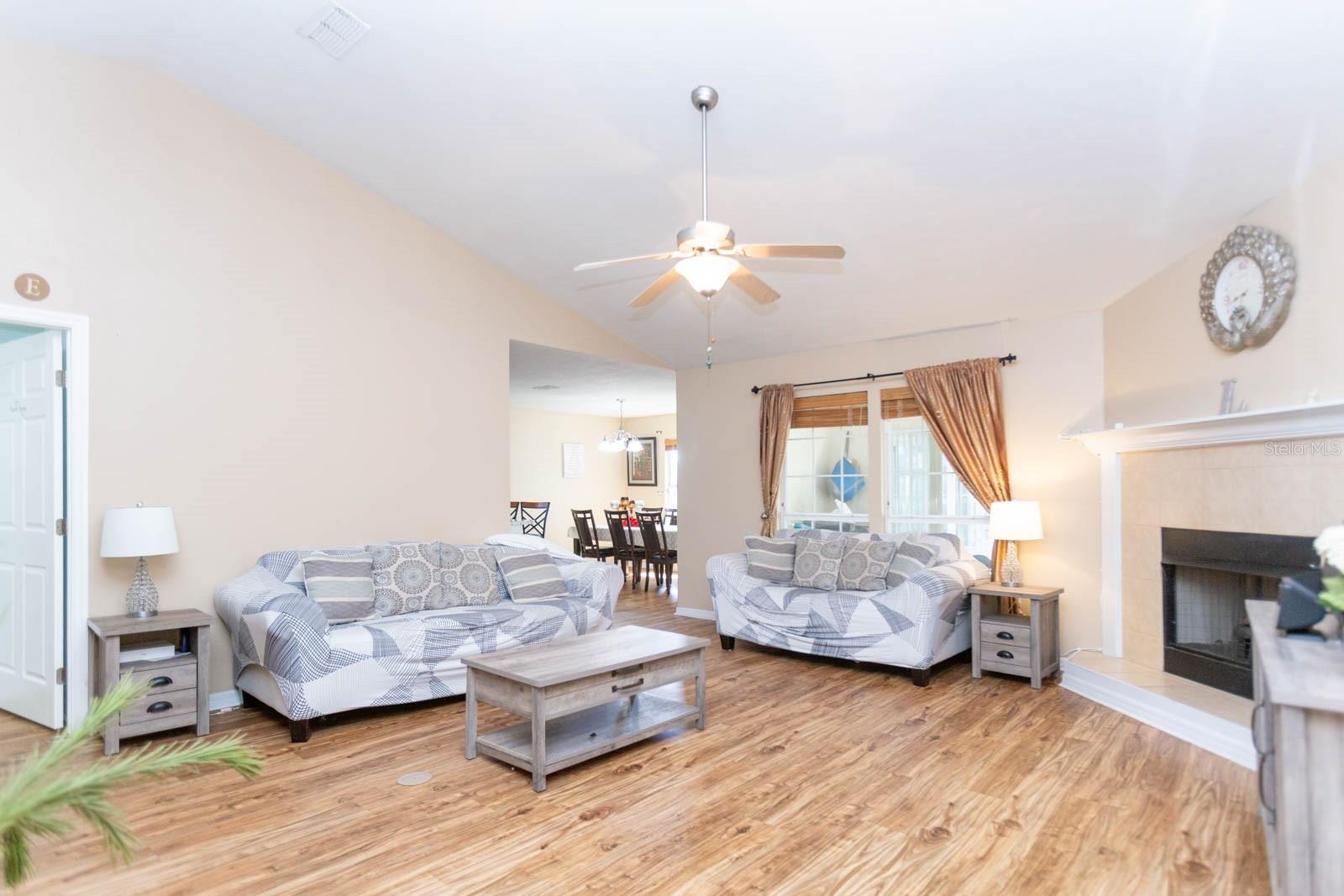 Image 6 of 32 For 927 254th Drive