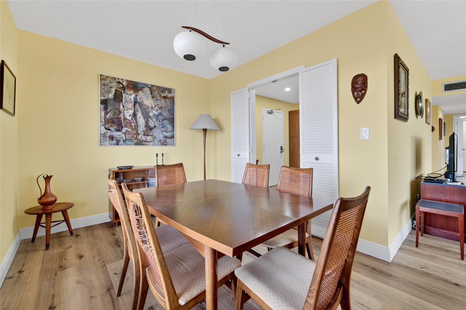 Image 10 of 36 For 10777 Sample Road 1212