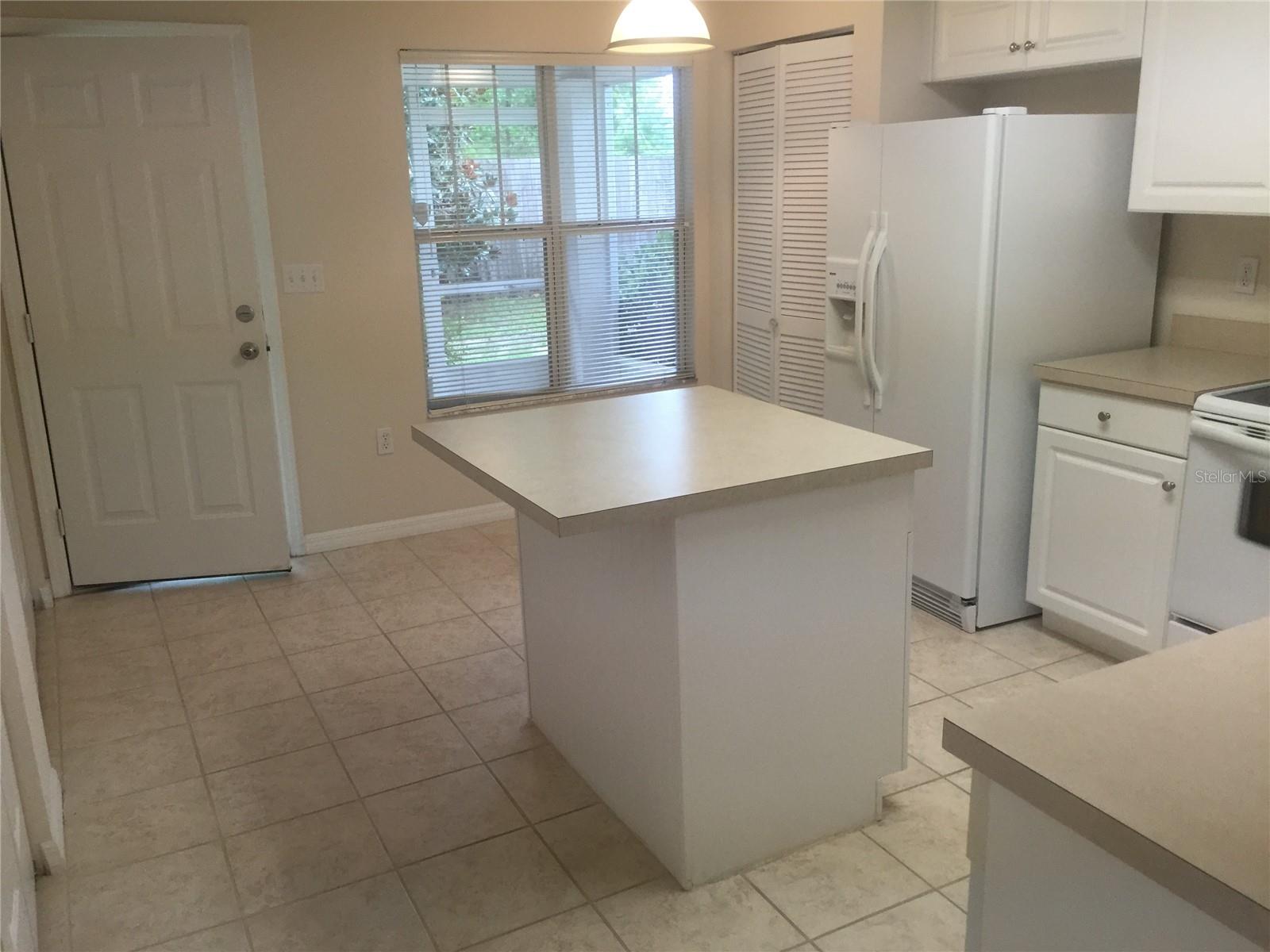 Image 3 of 14 For 2375 42nd Way 160