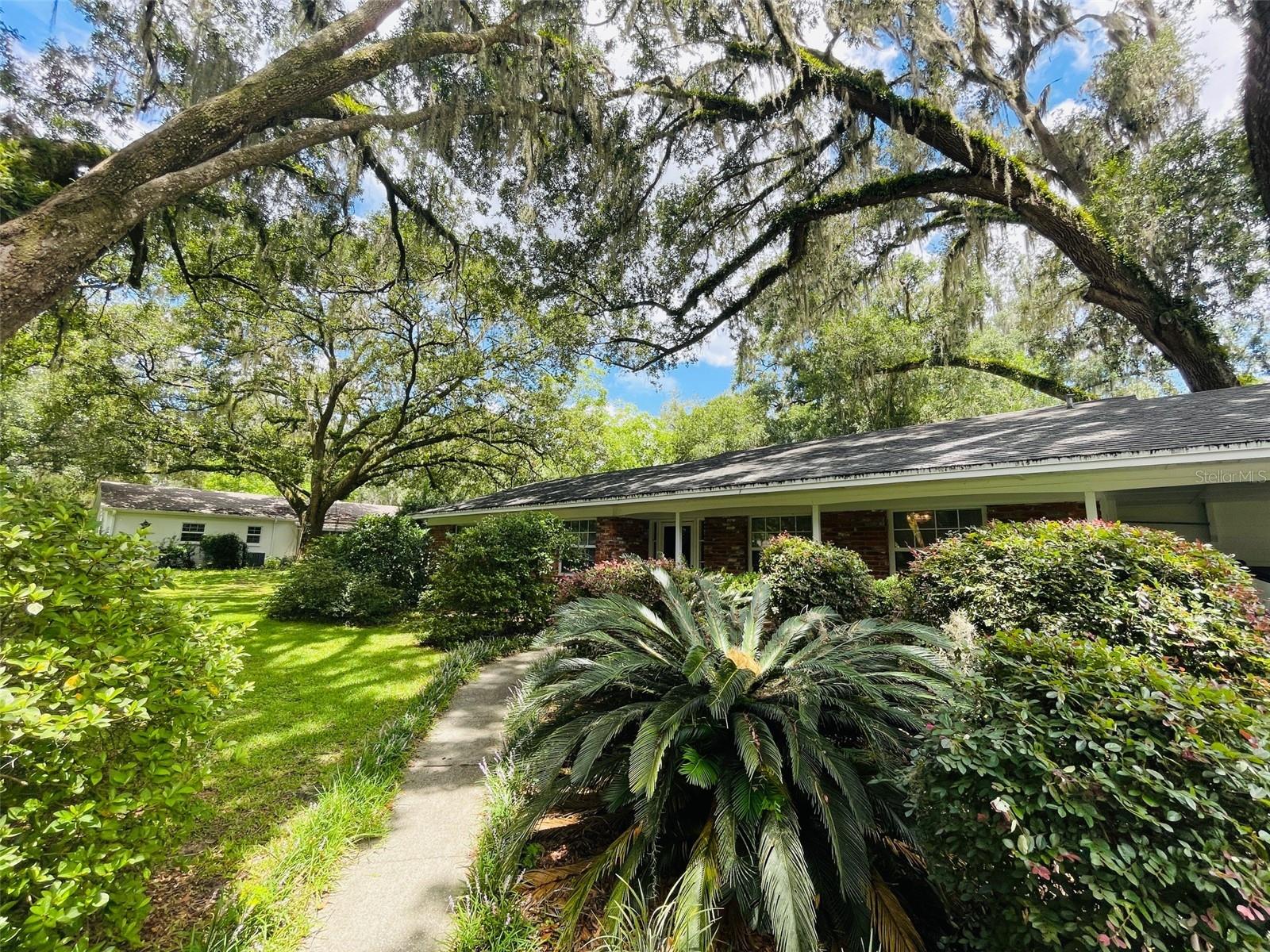 Image 4 of 27 For 1820 49th Place