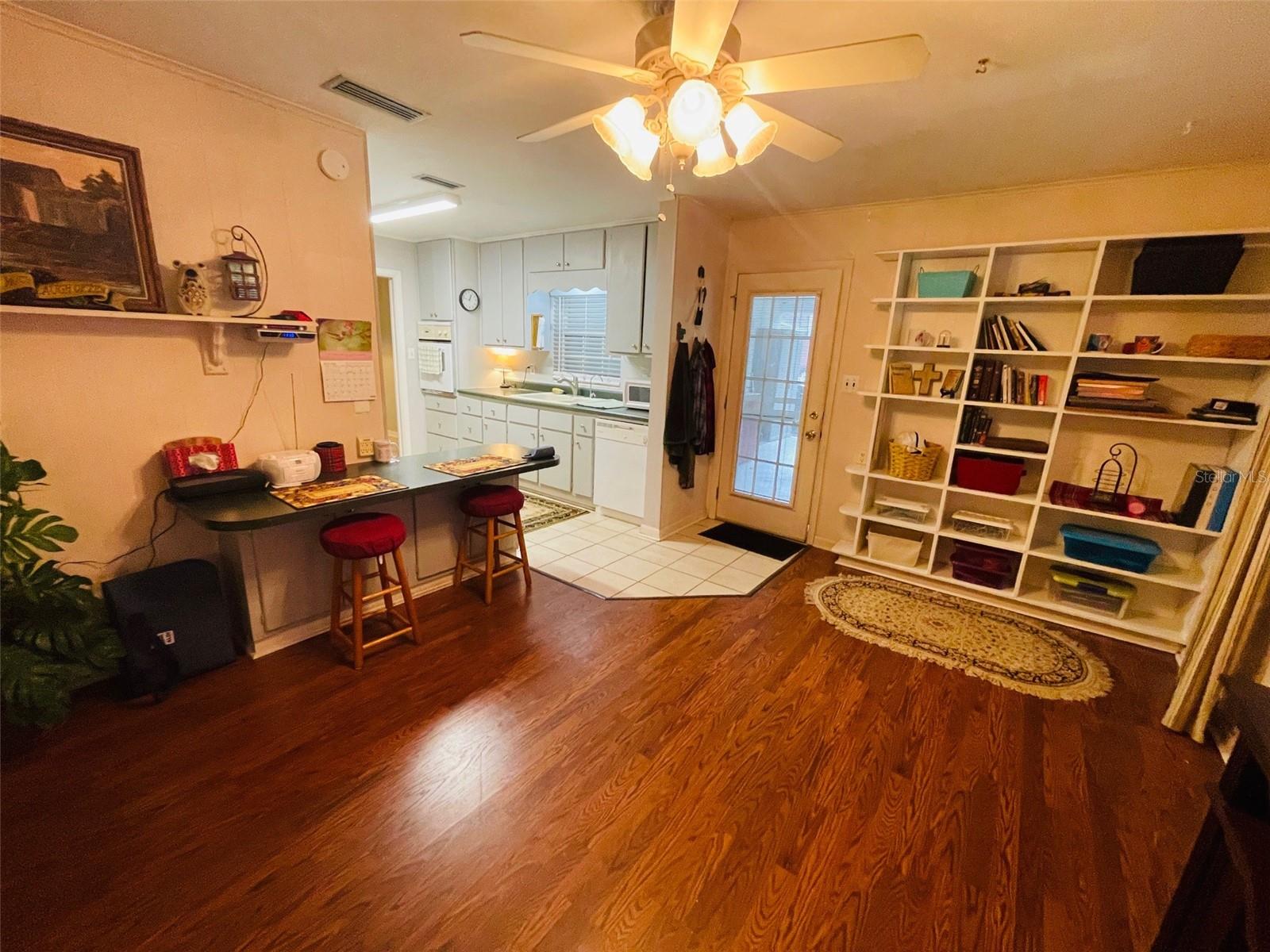 Image 9 of 27 For 1820 49th Place