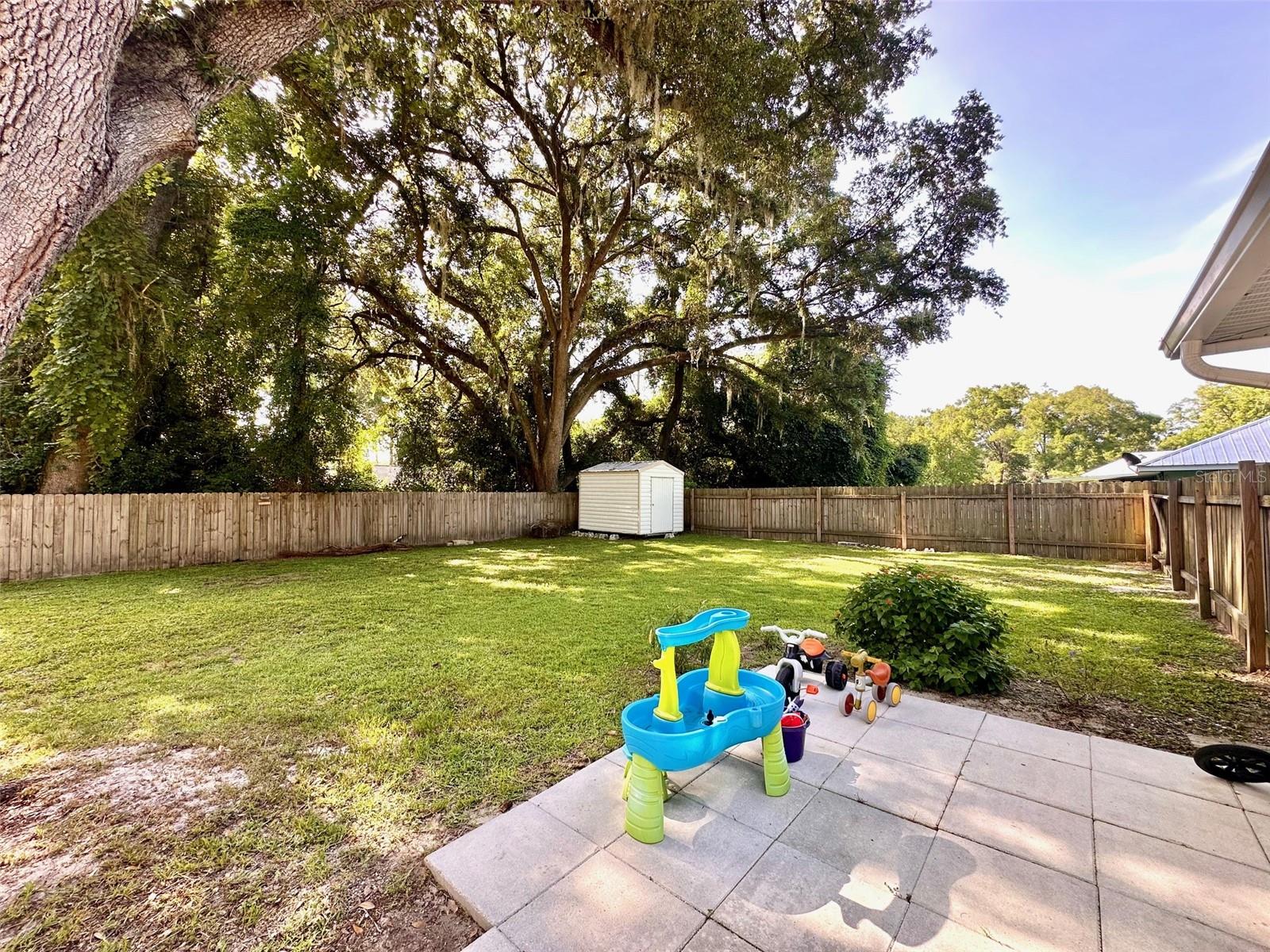 Image 17 of 23 For 299 Forest Terrace