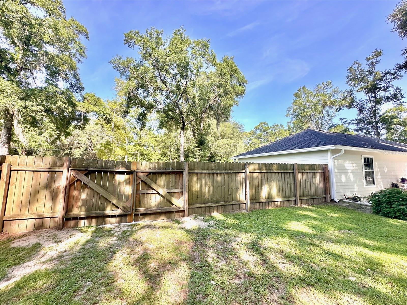 Image 21 of 23 For 299 Forest Terrace
