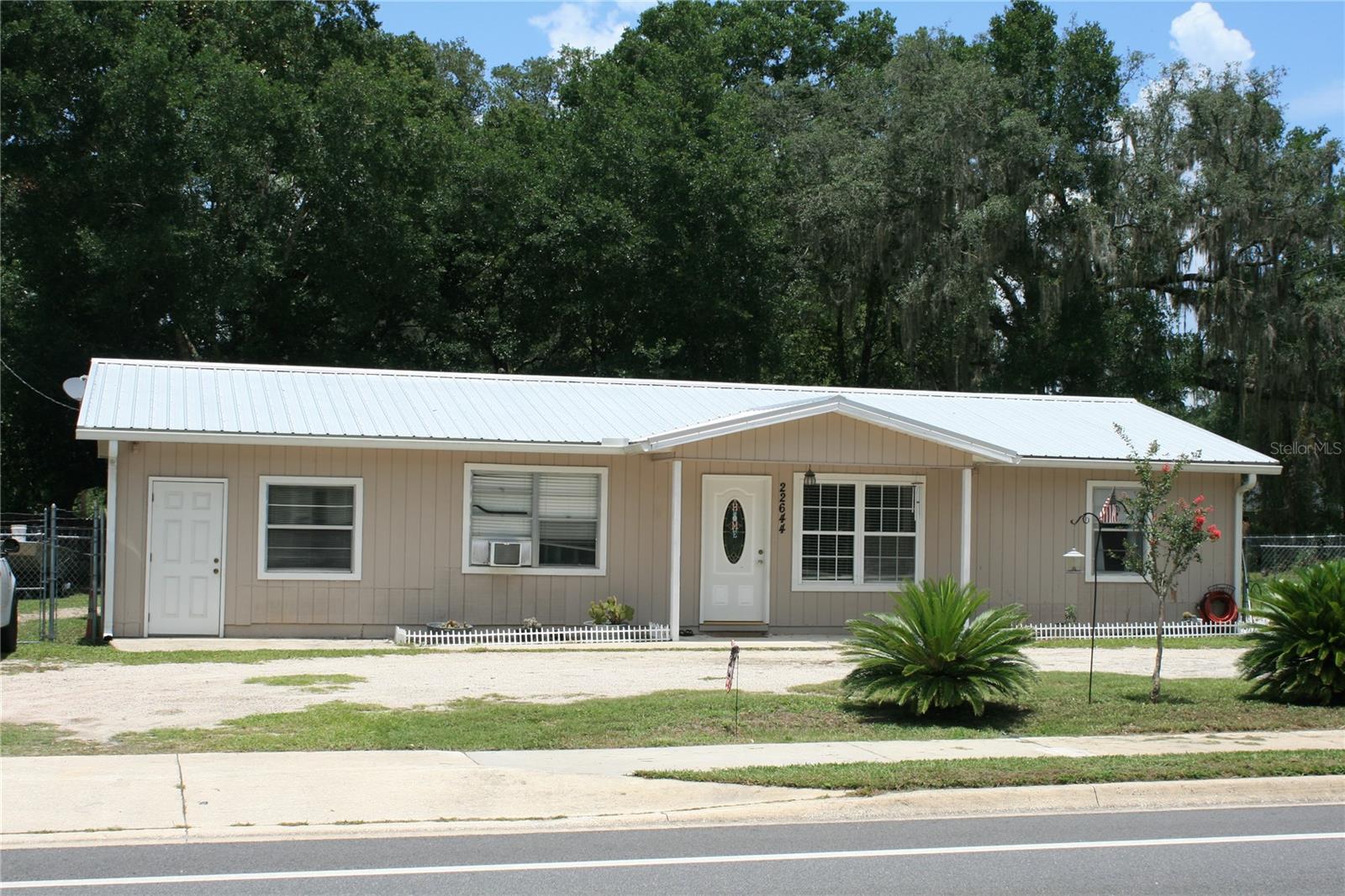 Image 2 of 9 For 22644 Hawthorne Road