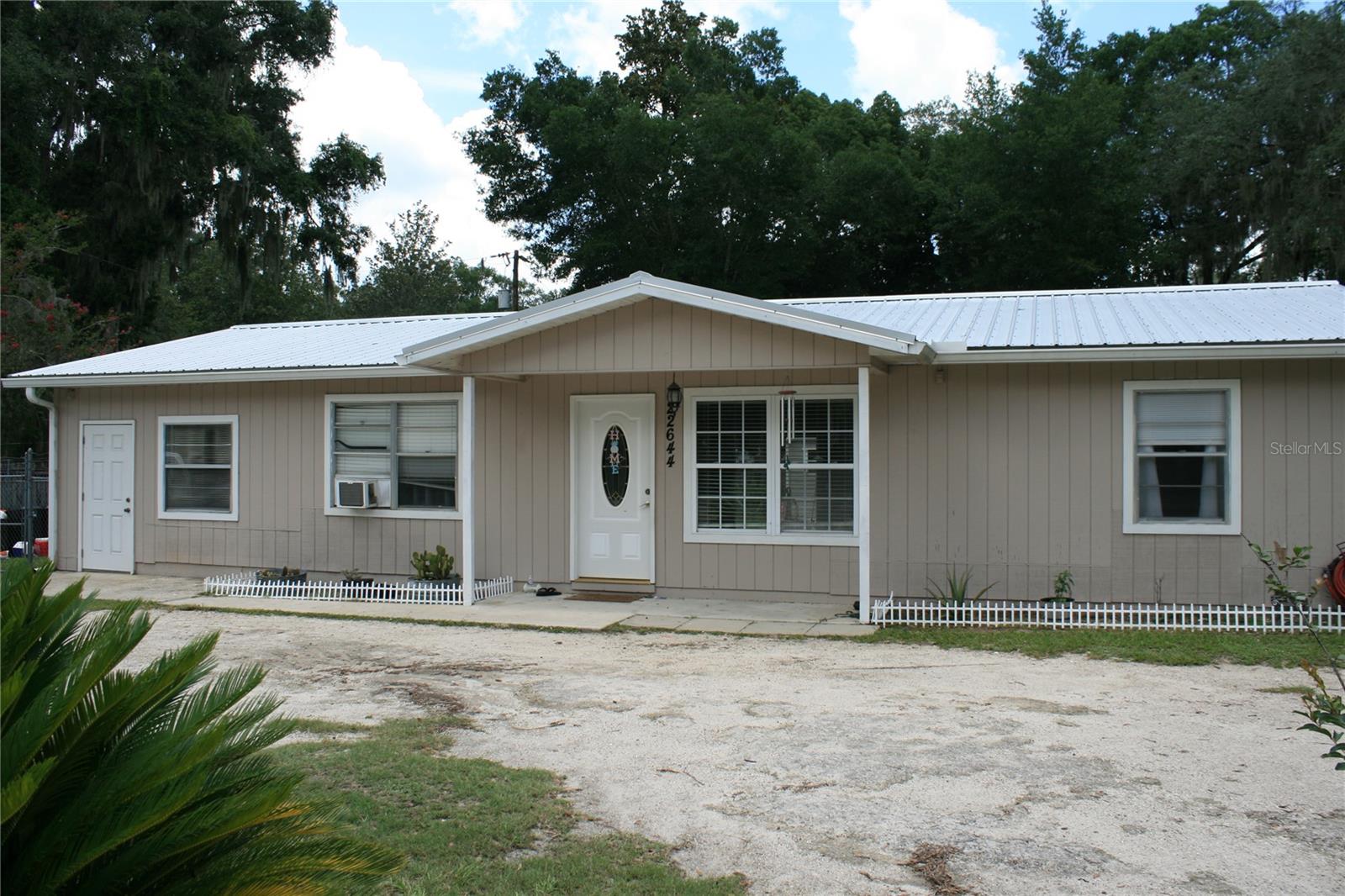 Image 5 of 9 For 22644 Hawthorne Road