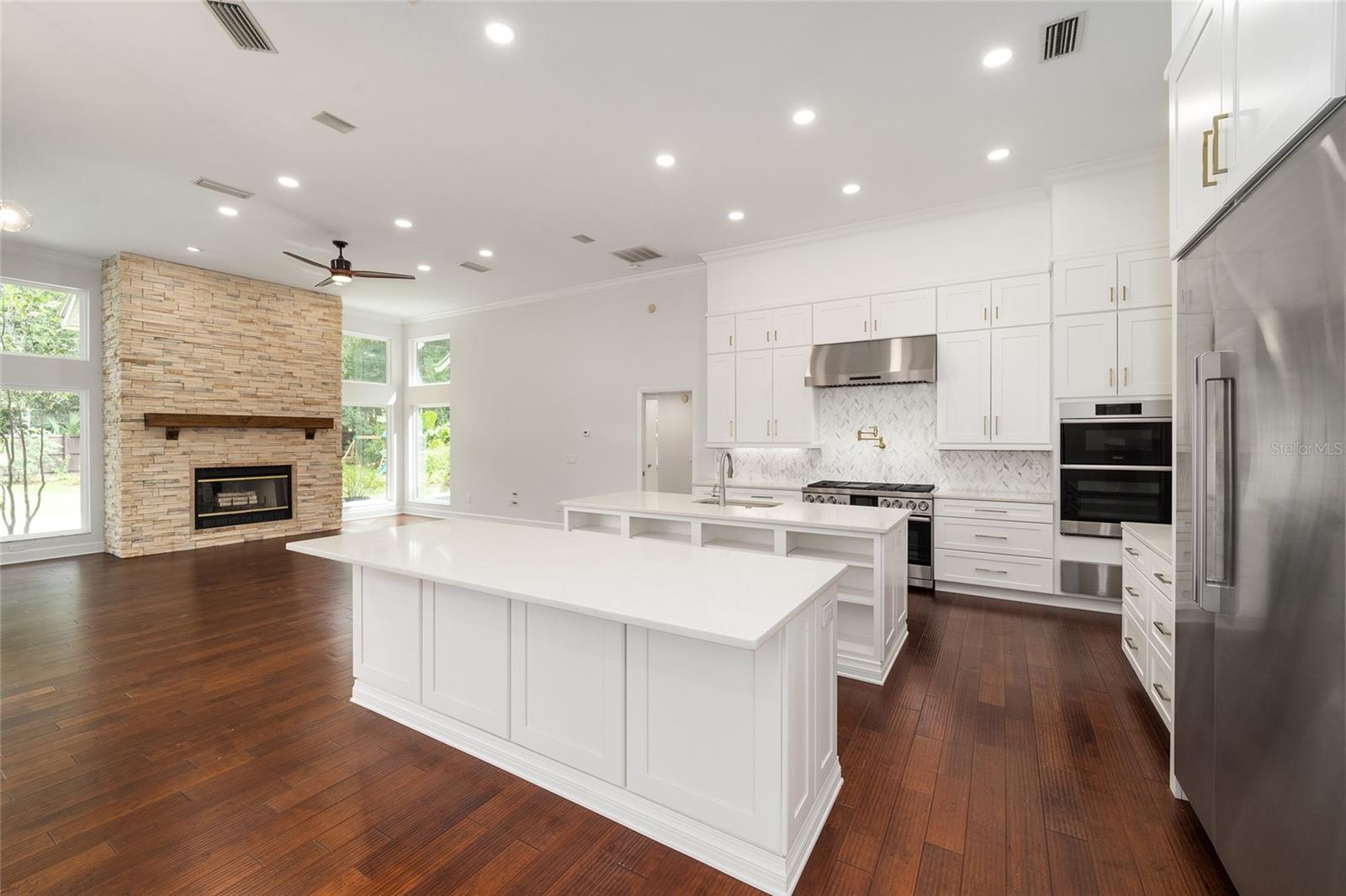 Image 18 of 76 For 9330 46th Place
